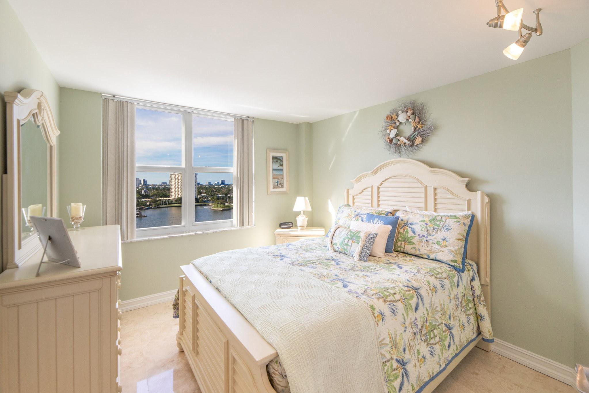 1 Las Olas Cir #1205 Fort Lauderdale, FL 33316