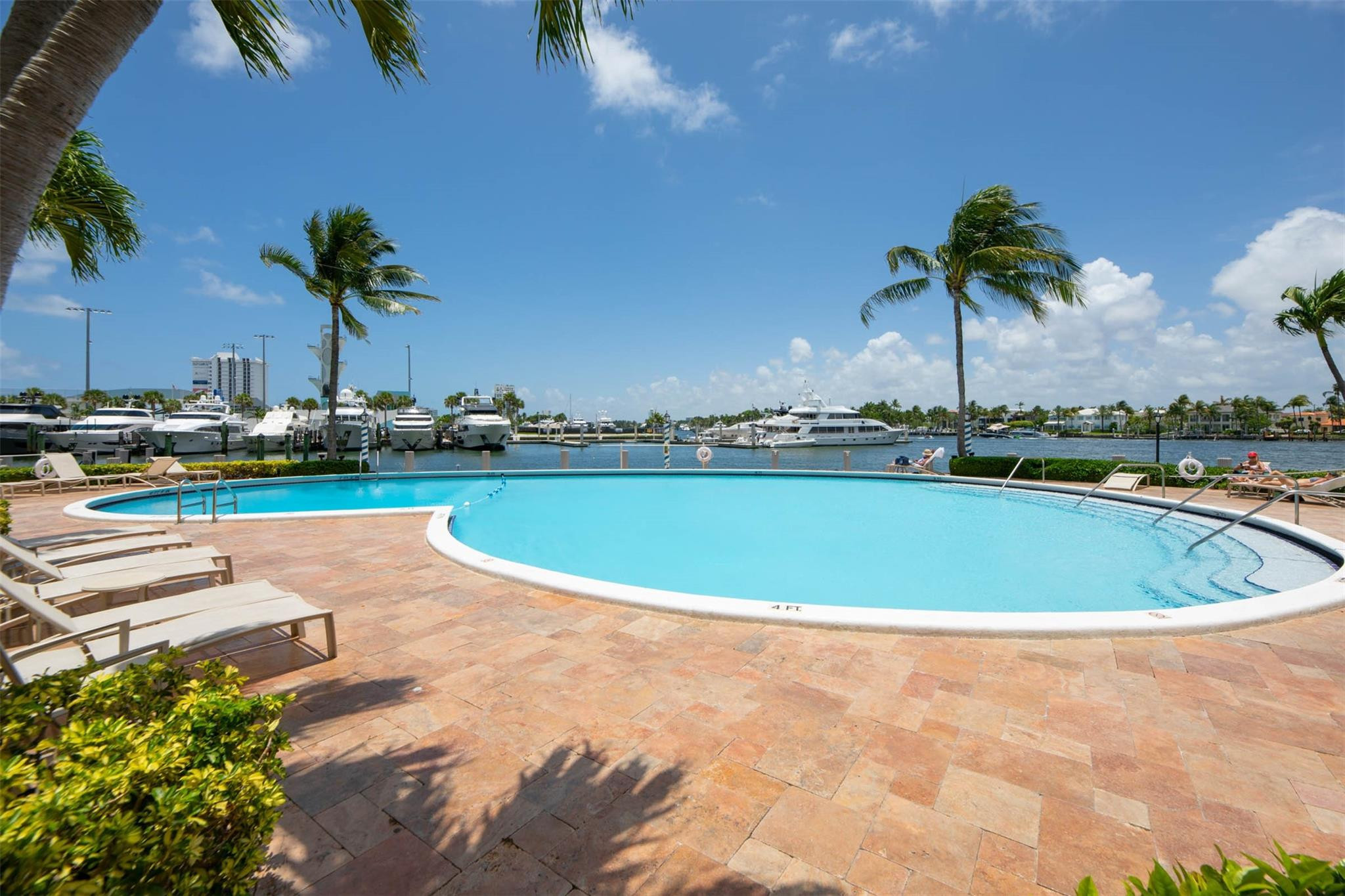 1 Las Olas Cir #1205 Fort Lauderdale, FL 33316