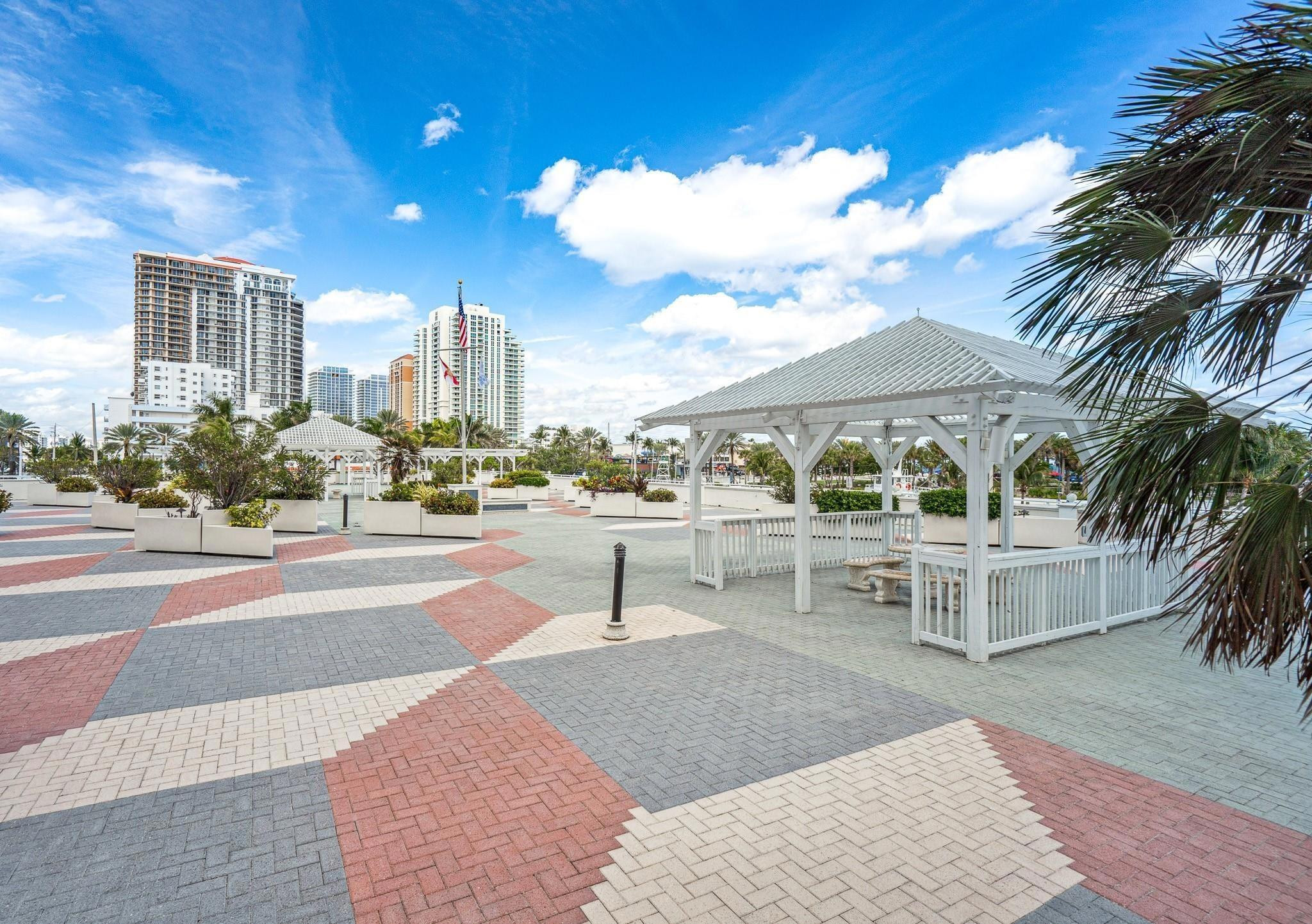 1 Las Olas Cir #1205 Fort Lauderdale, FL 33316