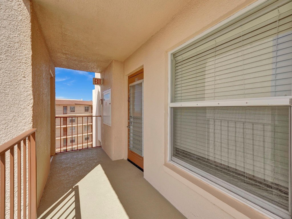 14527 Bonaire Blvd #701 Delray Beach, FL 33446