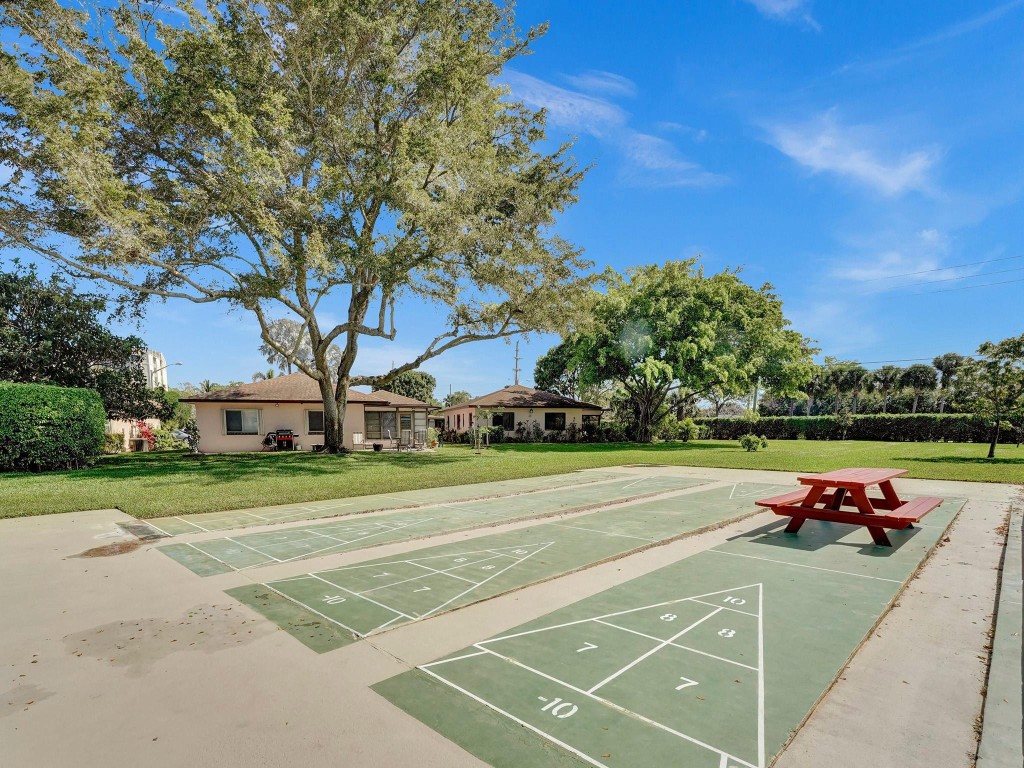 14527 Bonaire Blvd #701 Delray Beach, FL 33446