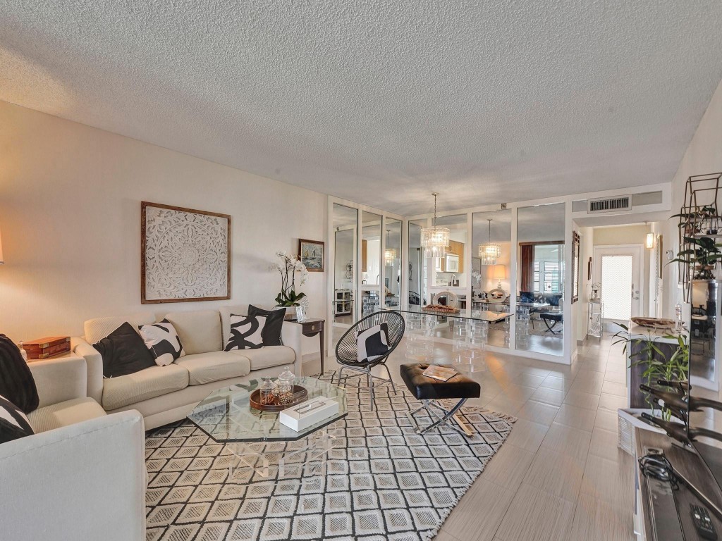 14527 Bonaire Blvd #701 Delray Beach, FL 33446