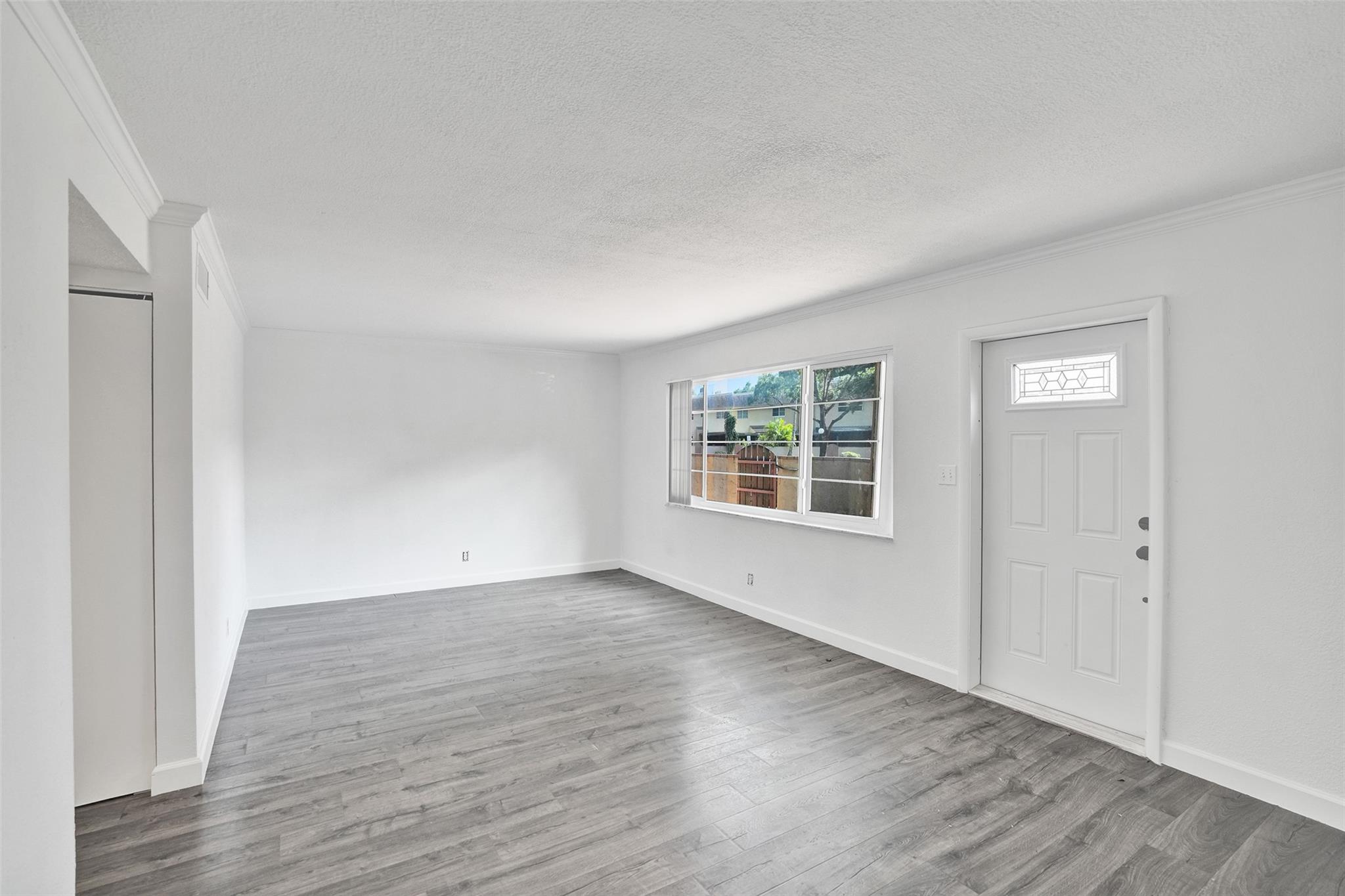 7175 Nova Dr #108 Davie, FL 33317