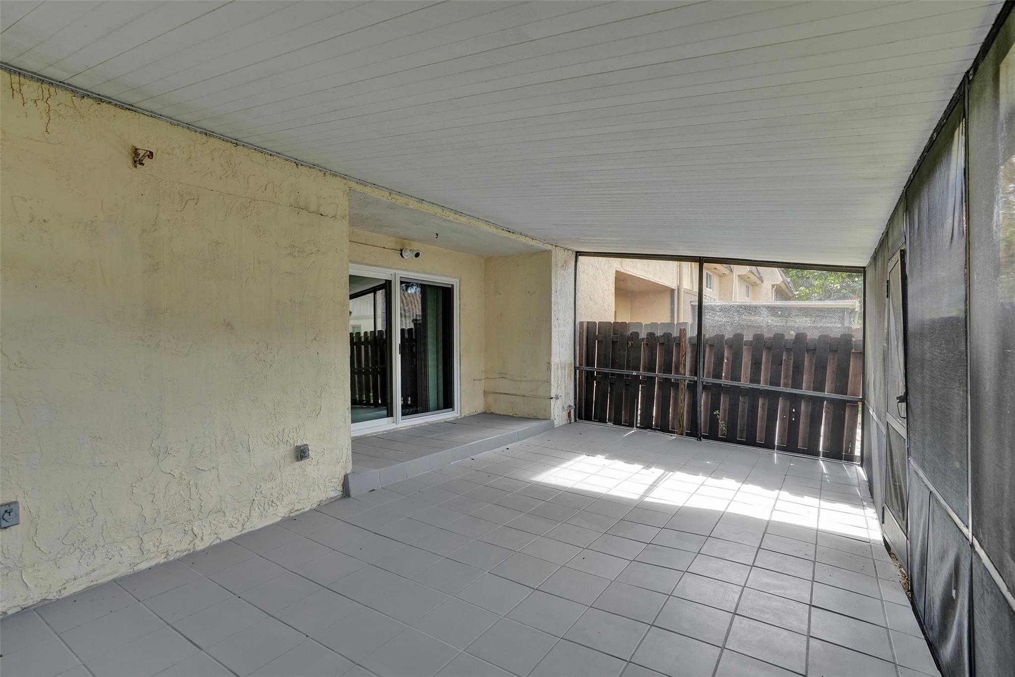 7175 Nova Dr #108 Davie, FL 33317