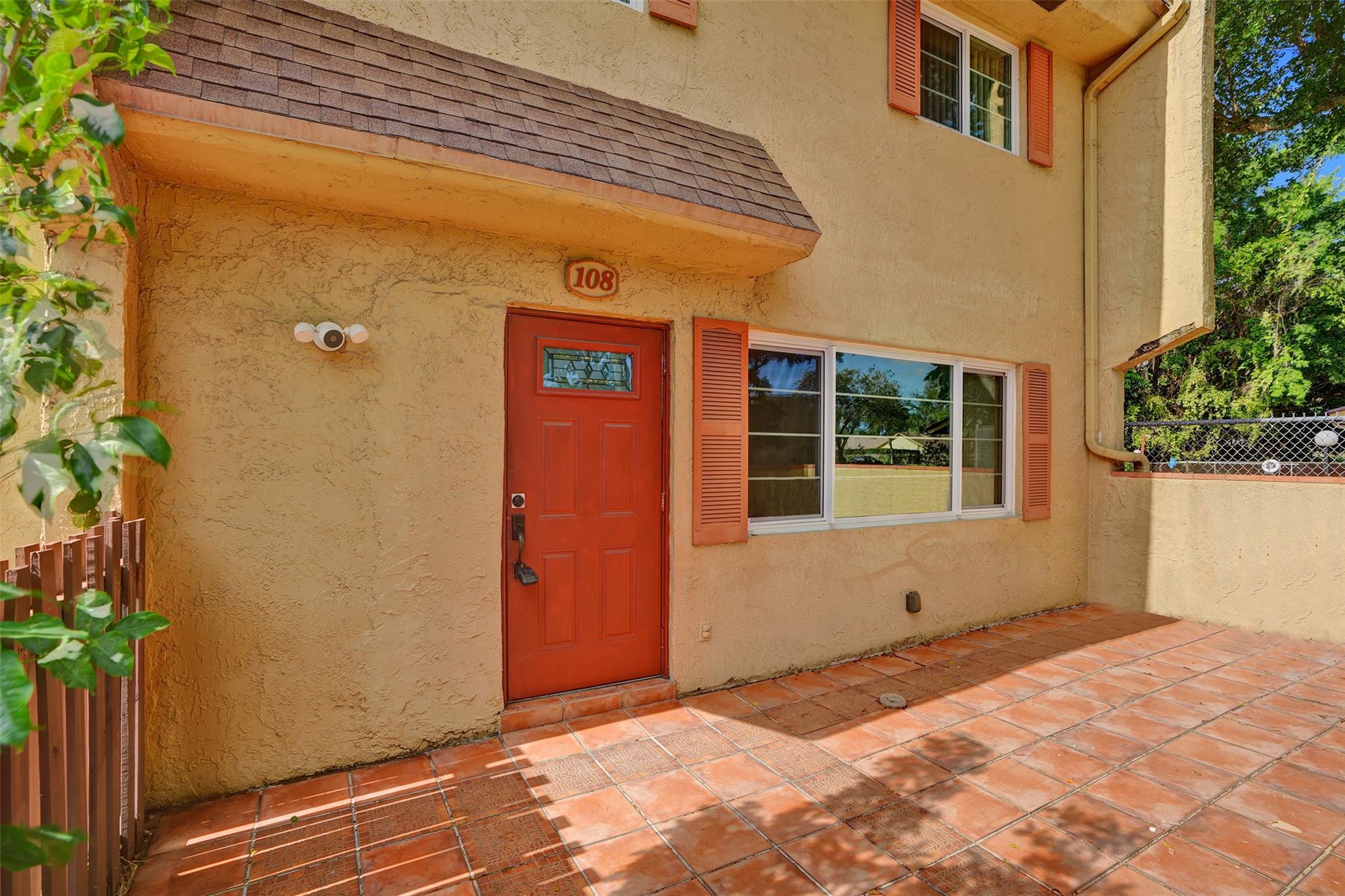 7175 Nova Dr #108 Davie, FL 33317