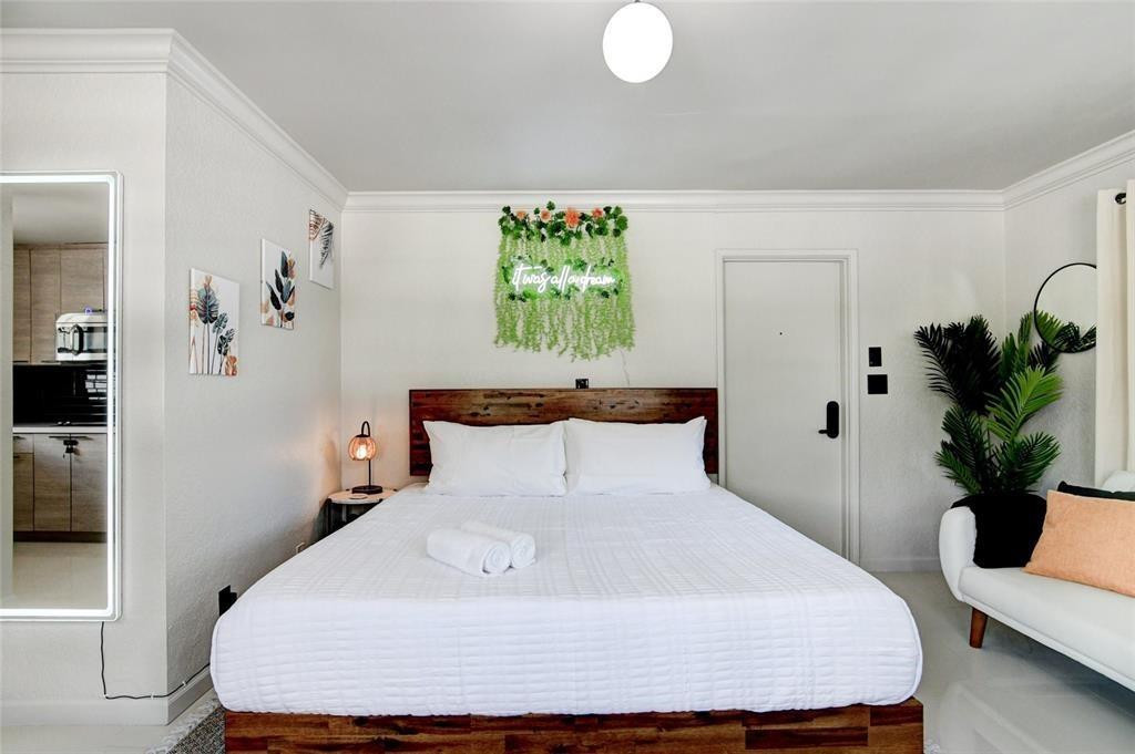 1007 SE 2nd Fort Lauderdale, FL 0