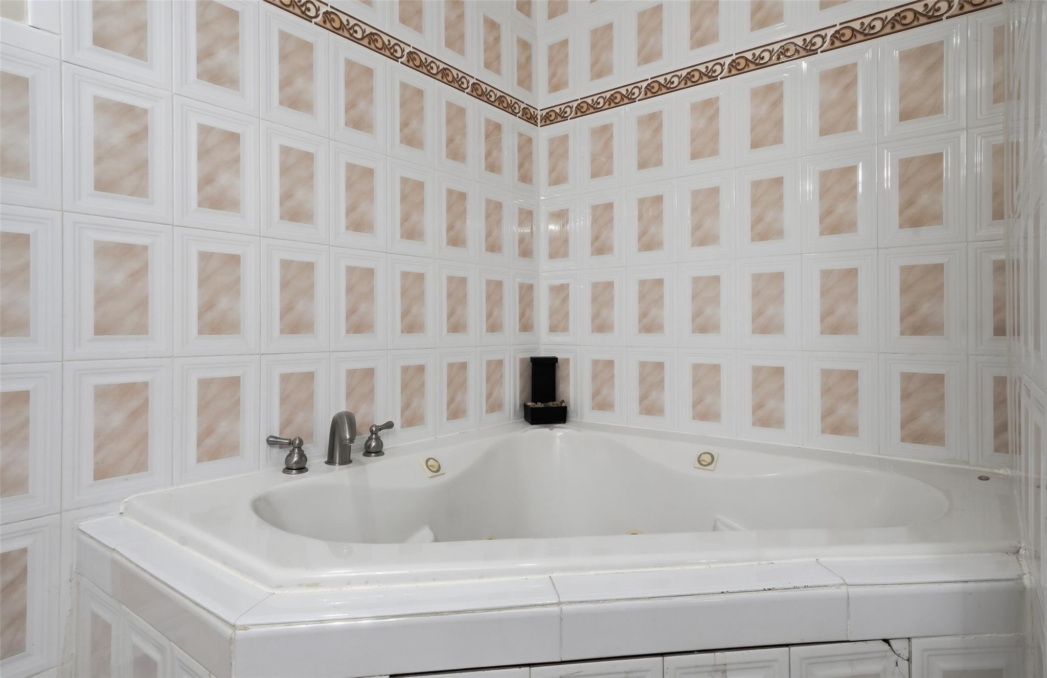 16921 SW 92nd Palmetto Bay, FL 33157