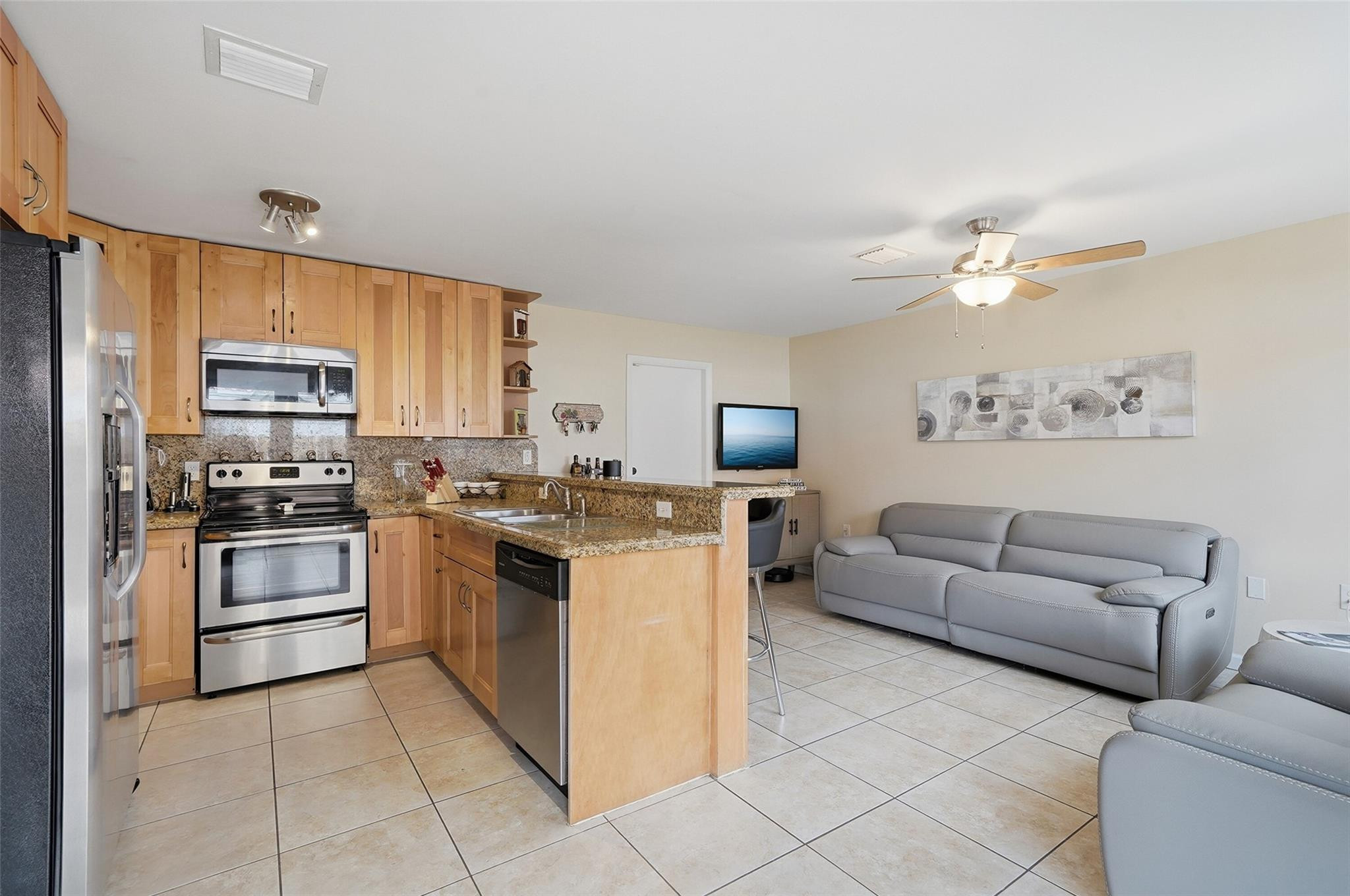 16921 SW 92nd Palmetto Bay, FL 33157