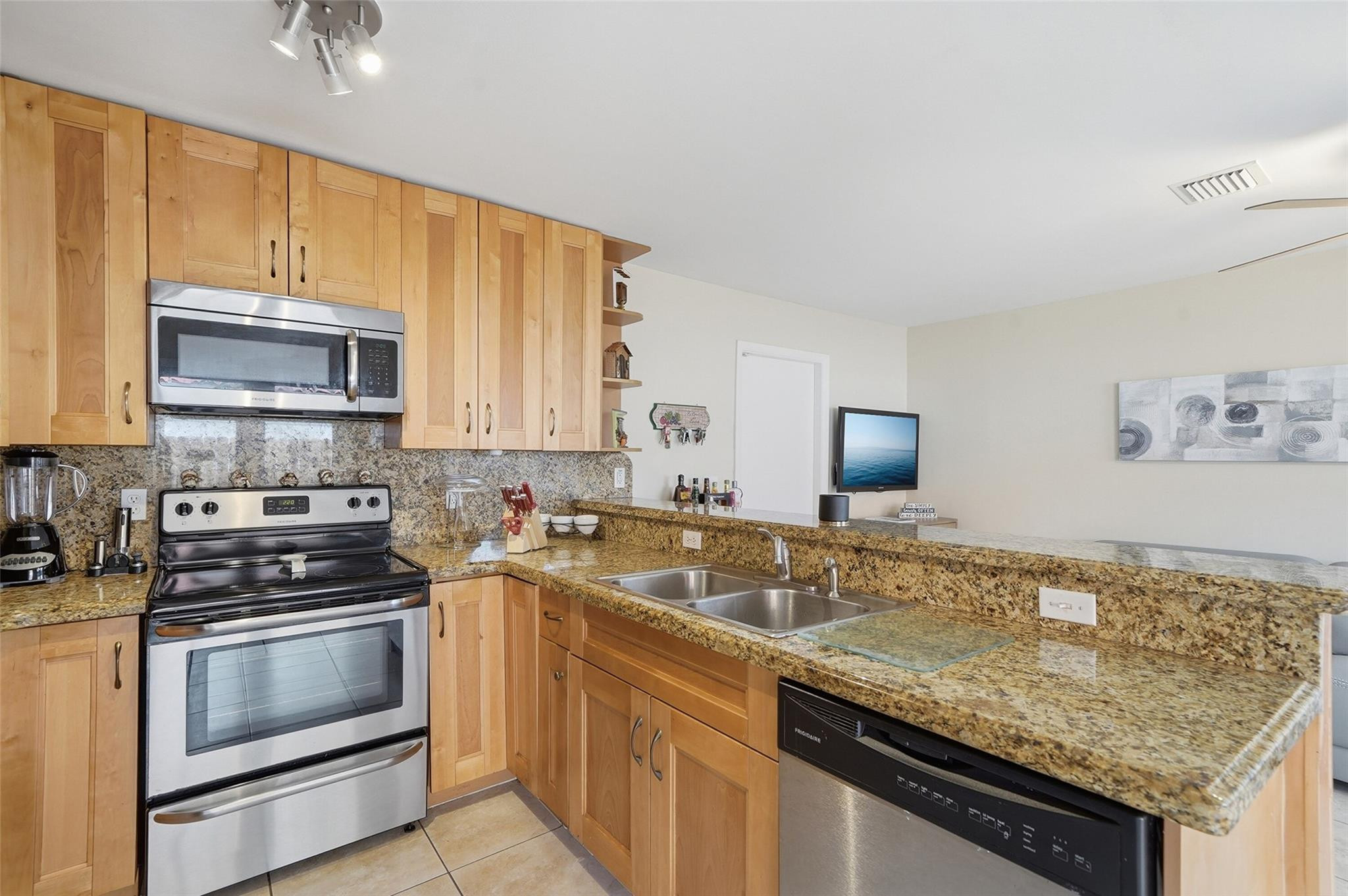 16921 SW 92nd Palmetto Bay, FL 33157