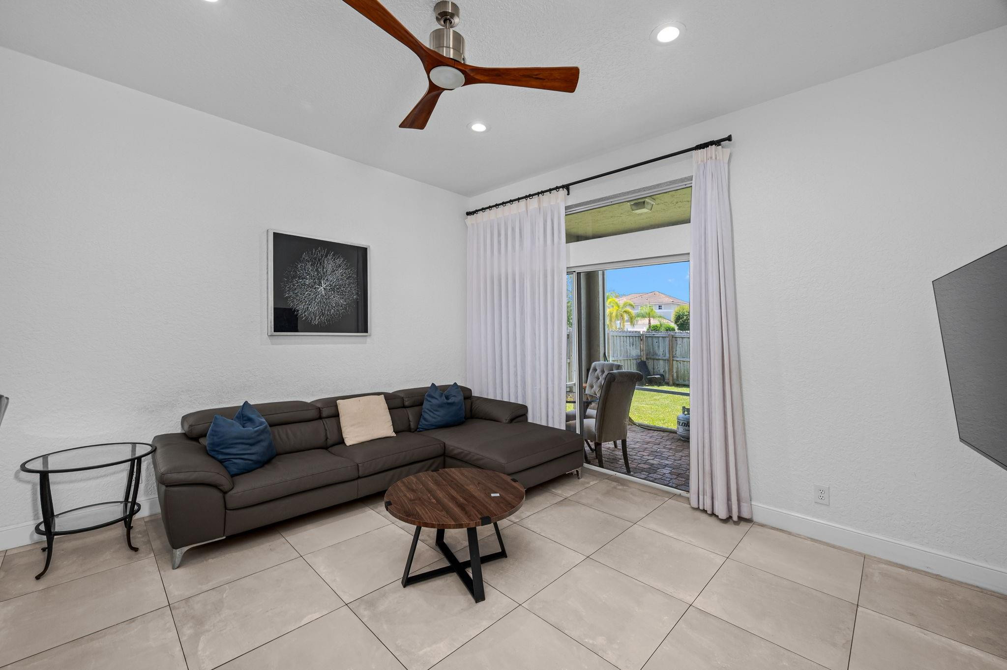 1834 Capeside Wellington, FL 33414