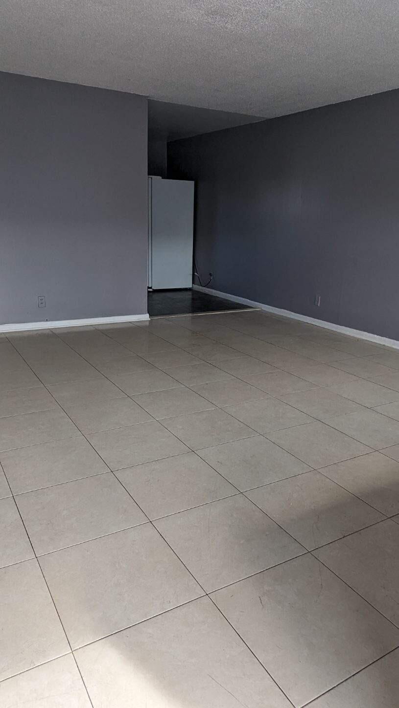 461 Silver Bch Rd #1 Riviera Beach, FL 33403