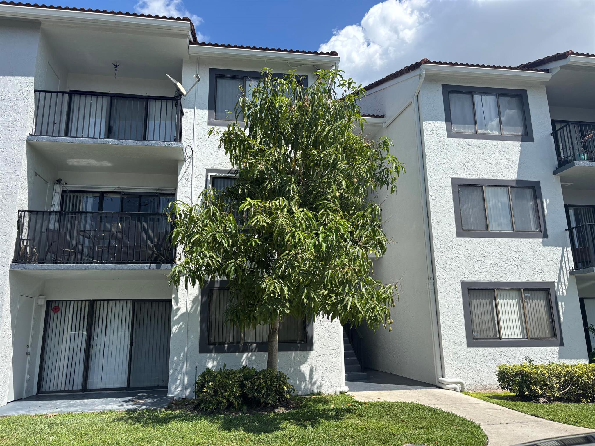 9266 W Atlantic Blvd #1012