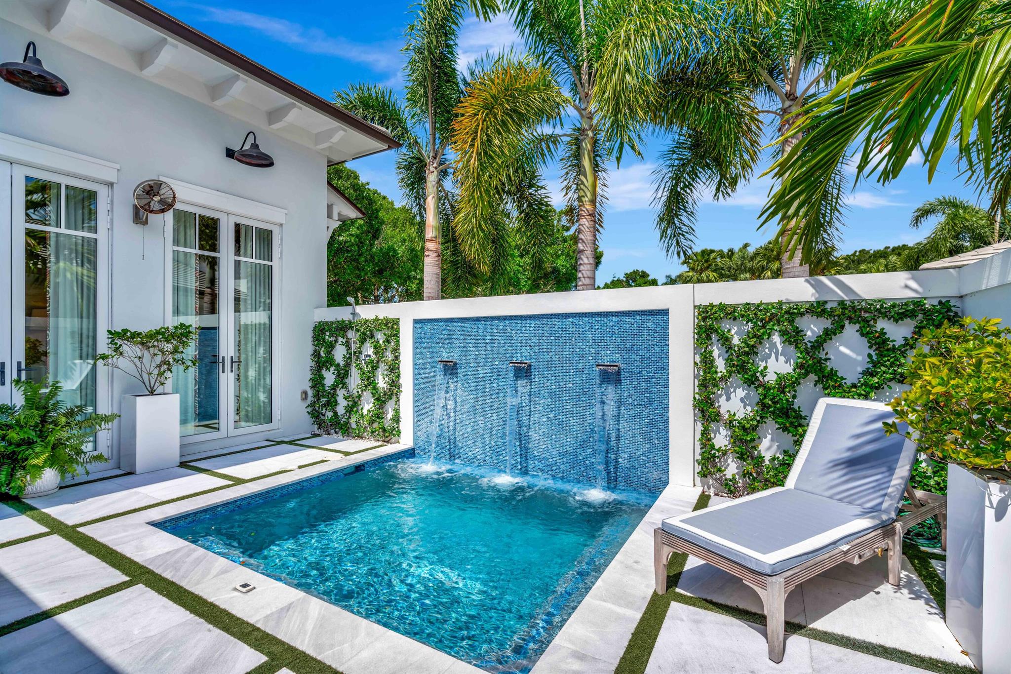 106 Micco Cir Jupiter, FL 33458