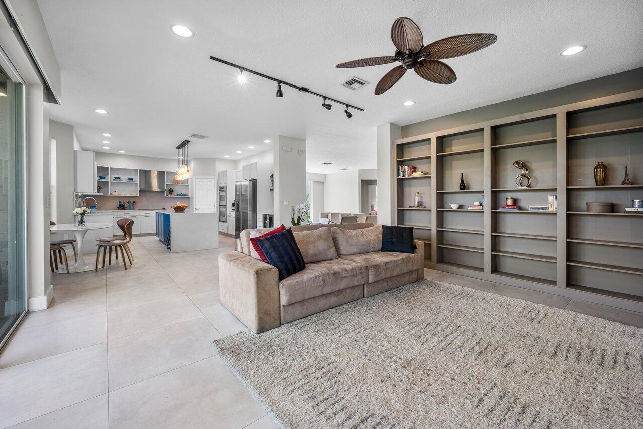 2261 Balsan Way Wellington, FL 33414