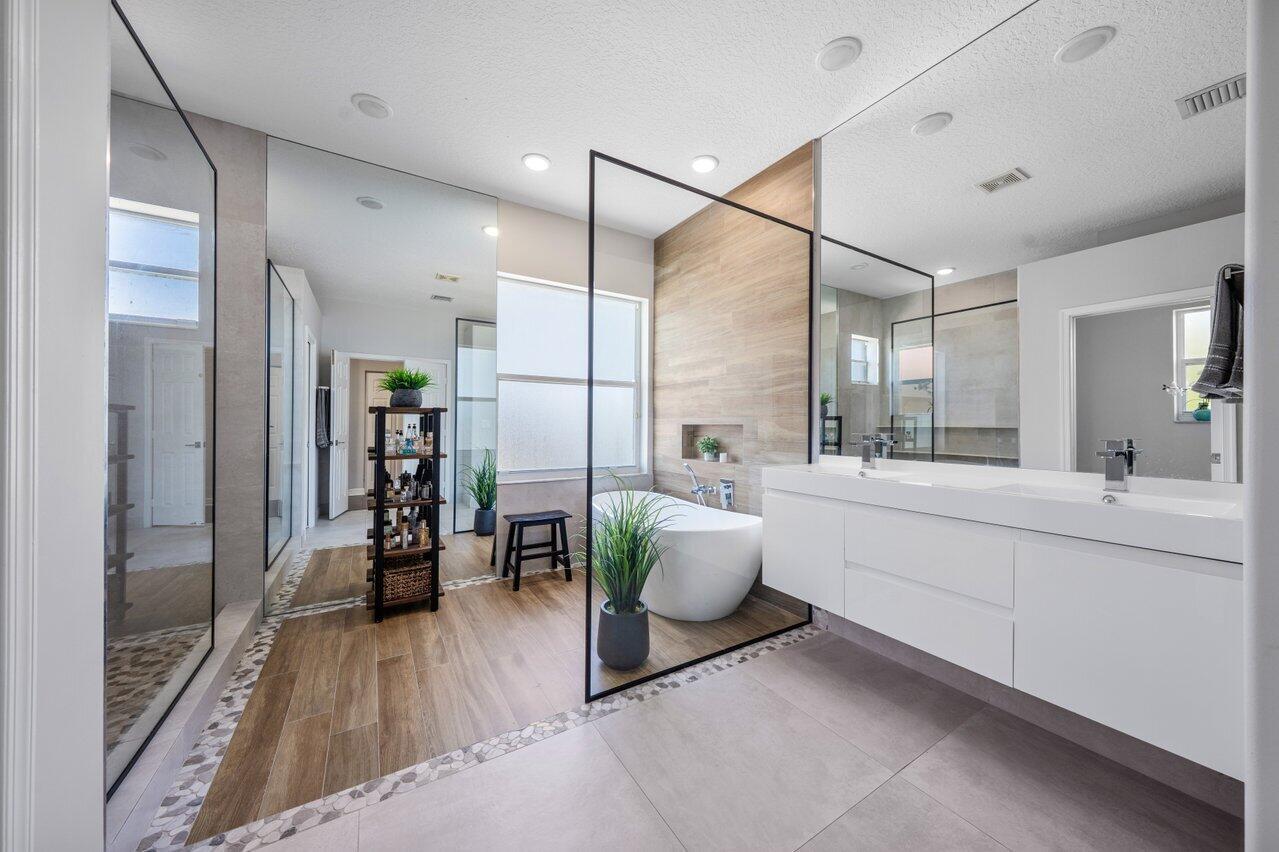 2261 Balsan Way Wellington, FL 33414