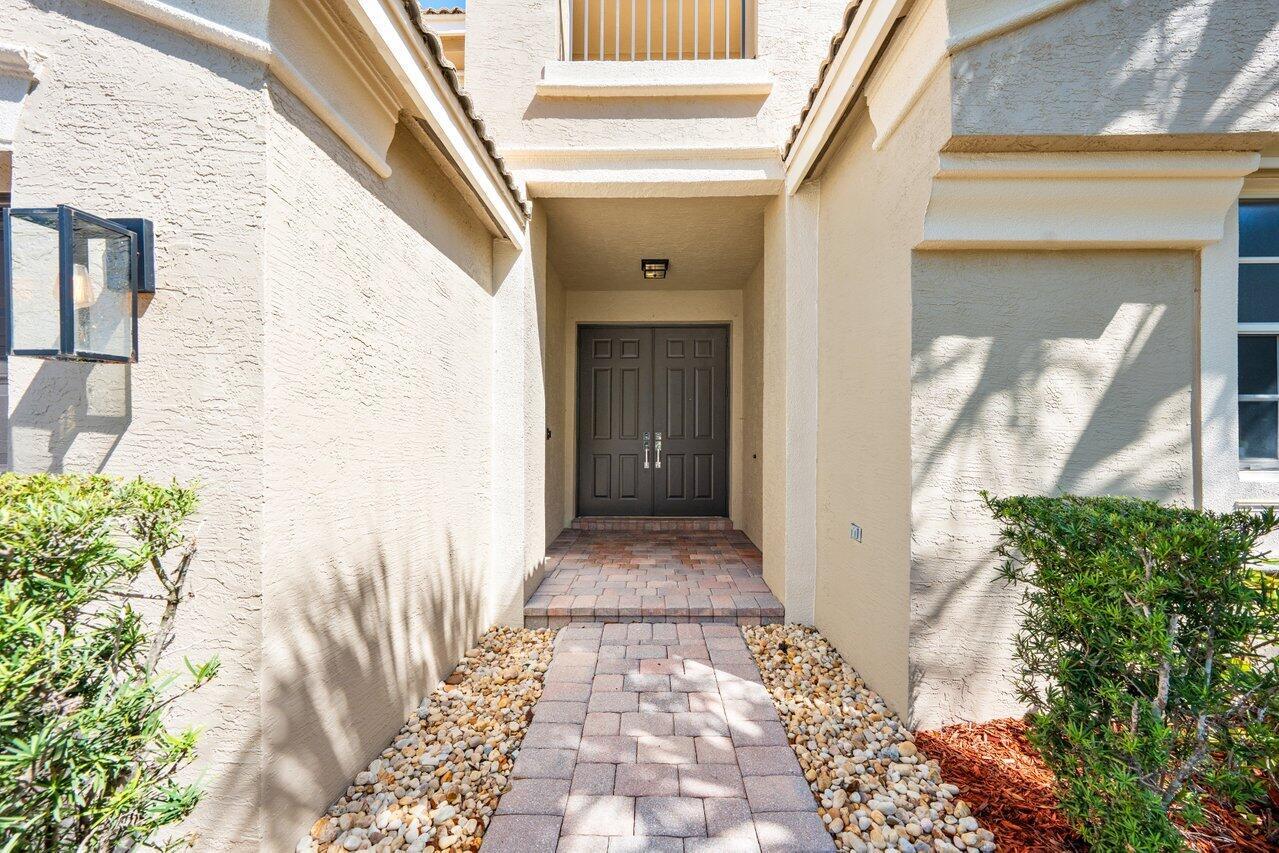 2261 Balsan Way Wellington, FL 33414