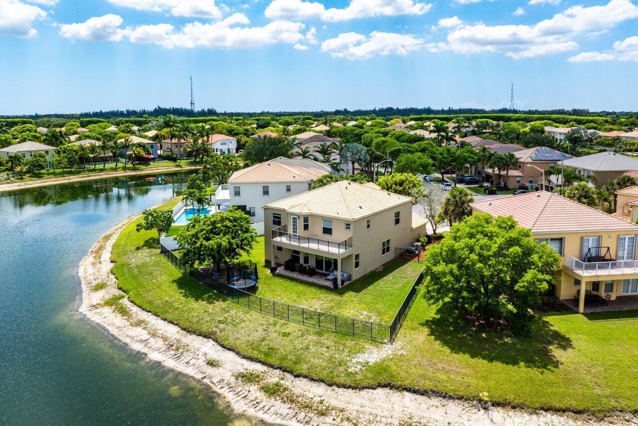 2261 Balsan Way Wellington, FL 33414