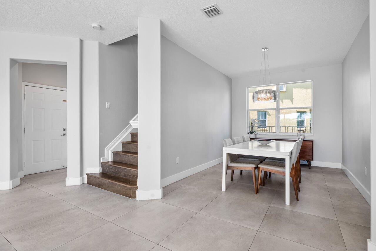 2261 Balsan Way Wellington, FL 33414