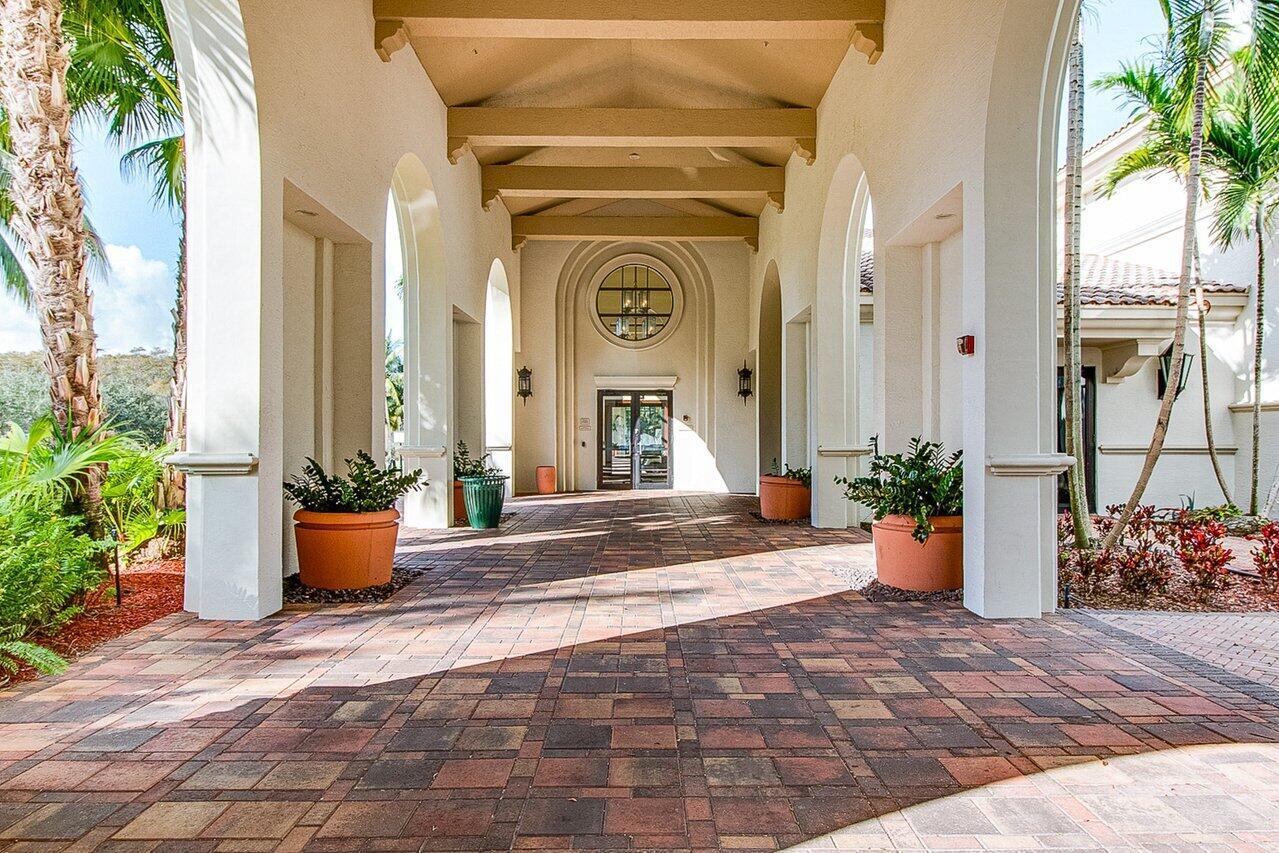 2261 Balsan Way Wellington, FL 33414