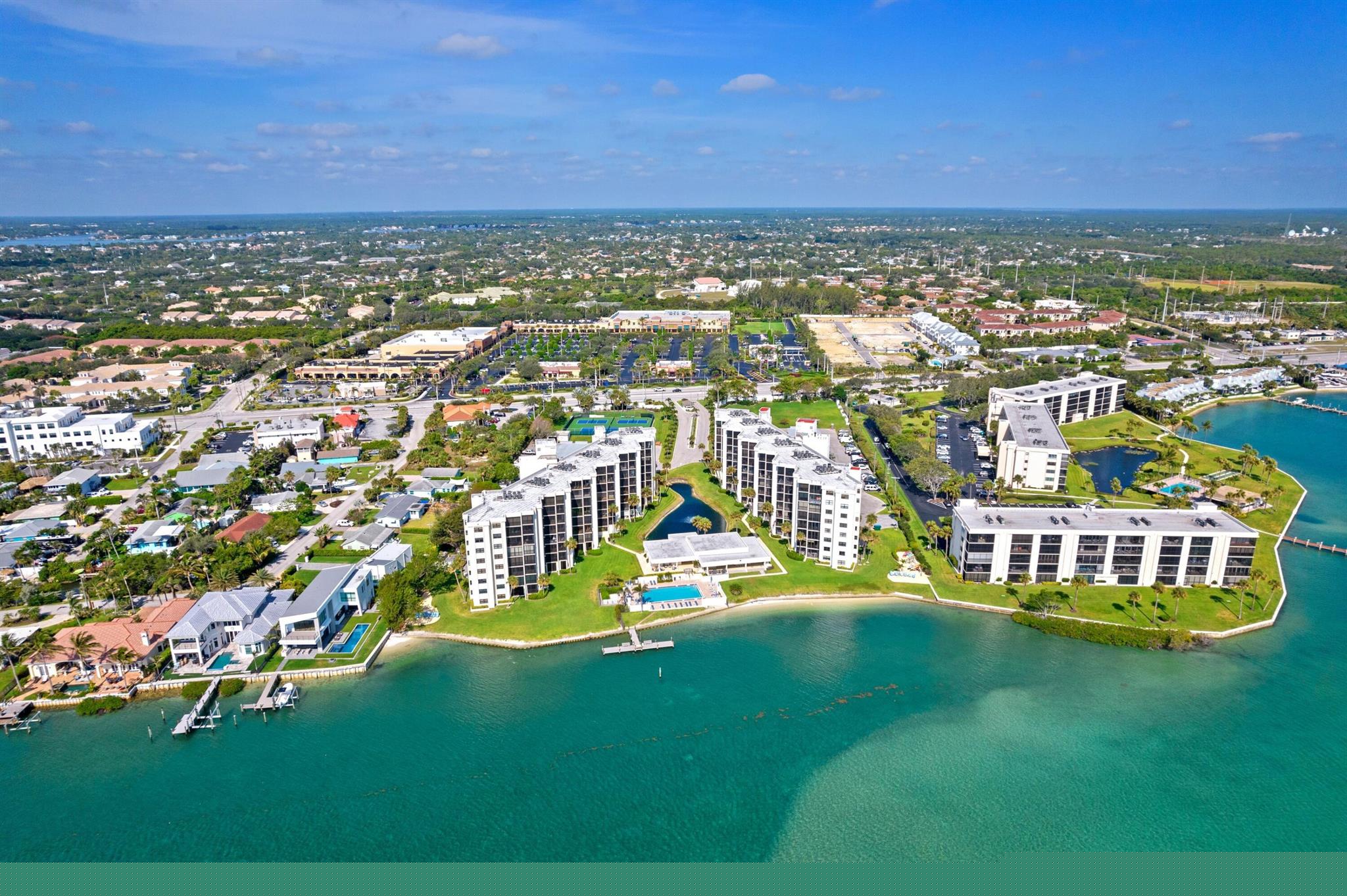 19800 Sandpointe Bay Dr #202,Tequesta, FL 33469