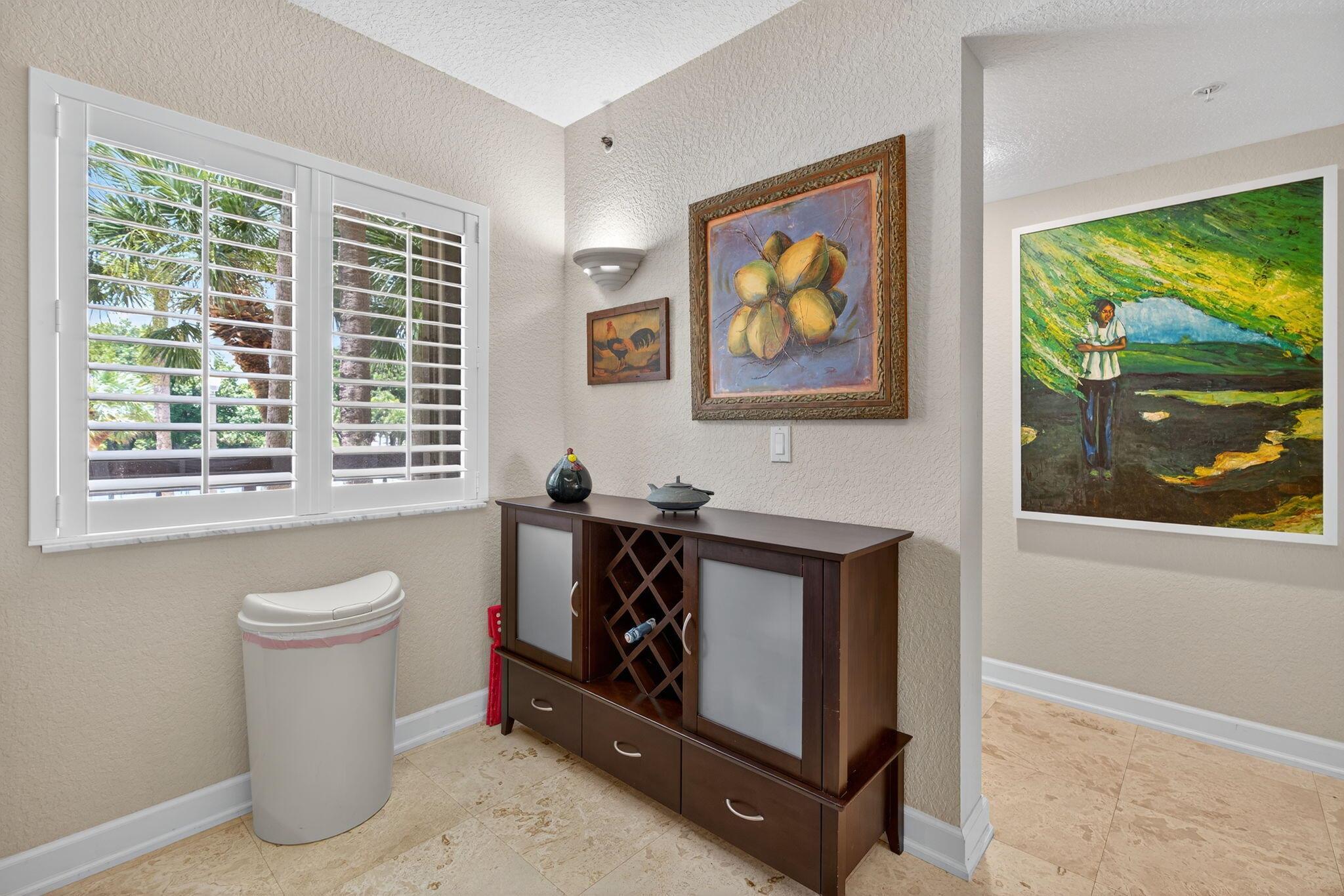 401 Ocean Blfs Blvd #205 Jupiter, FL 33477