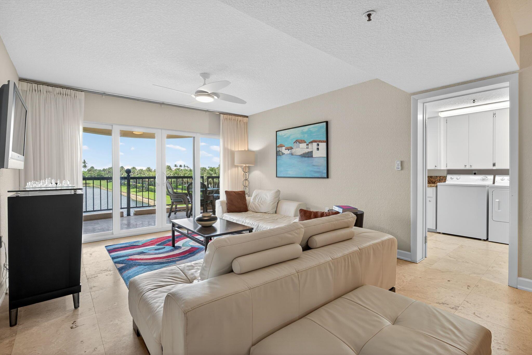 401 Ocean Blfs Blvd #205 Jupiter, FL 33477