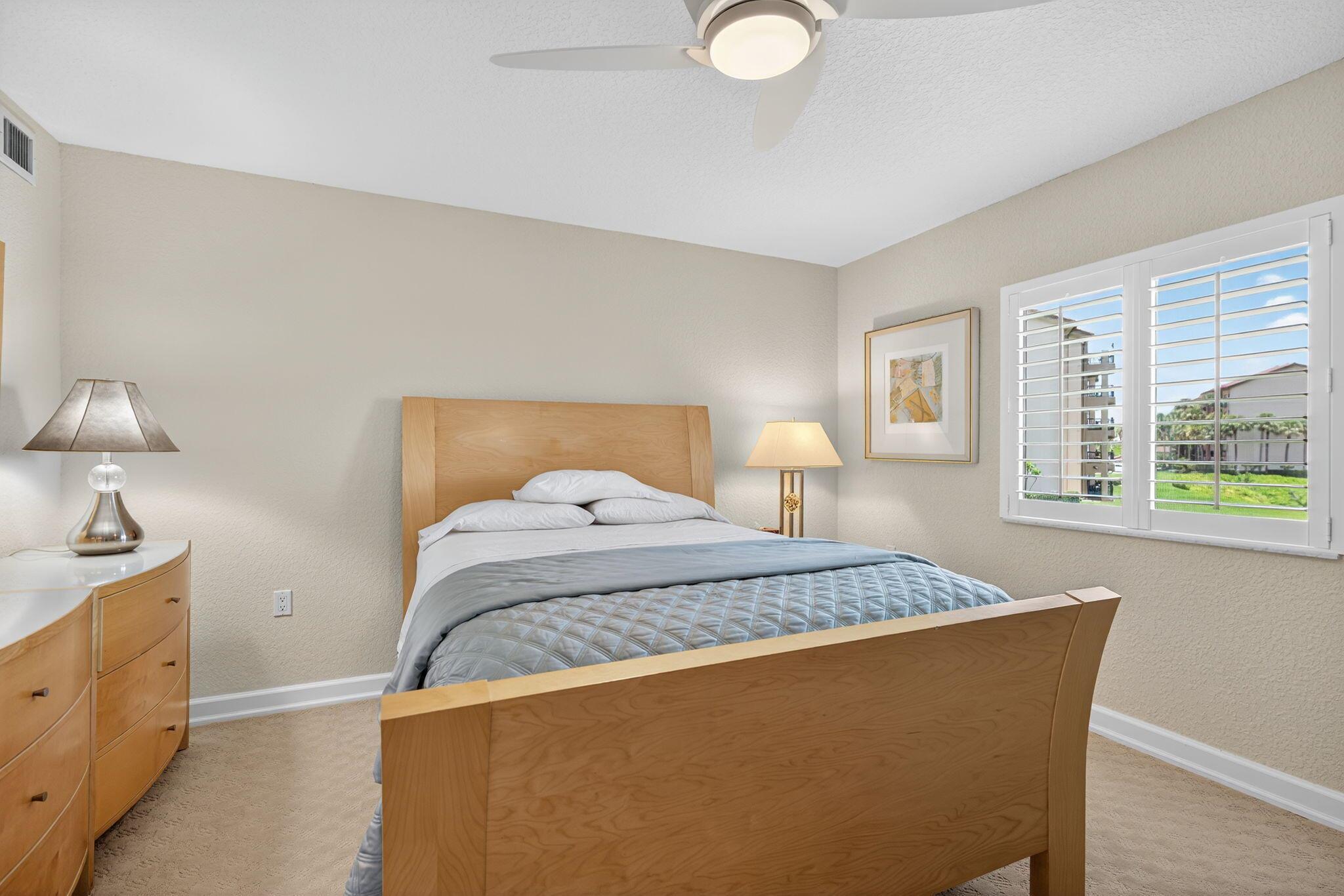 401 Ocean Blfs Blvd #205 Jupiter, FL 33477