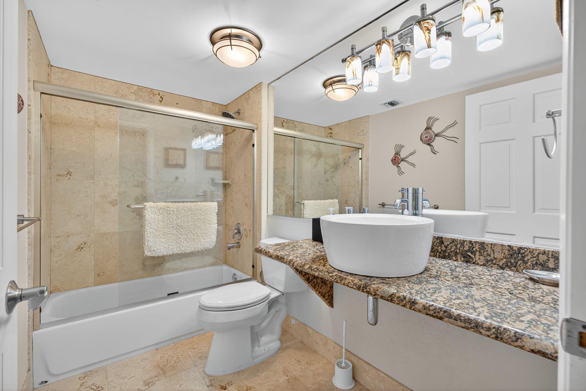 401 Ocean Blfs Blvd #205 Jupiter, FL 33477