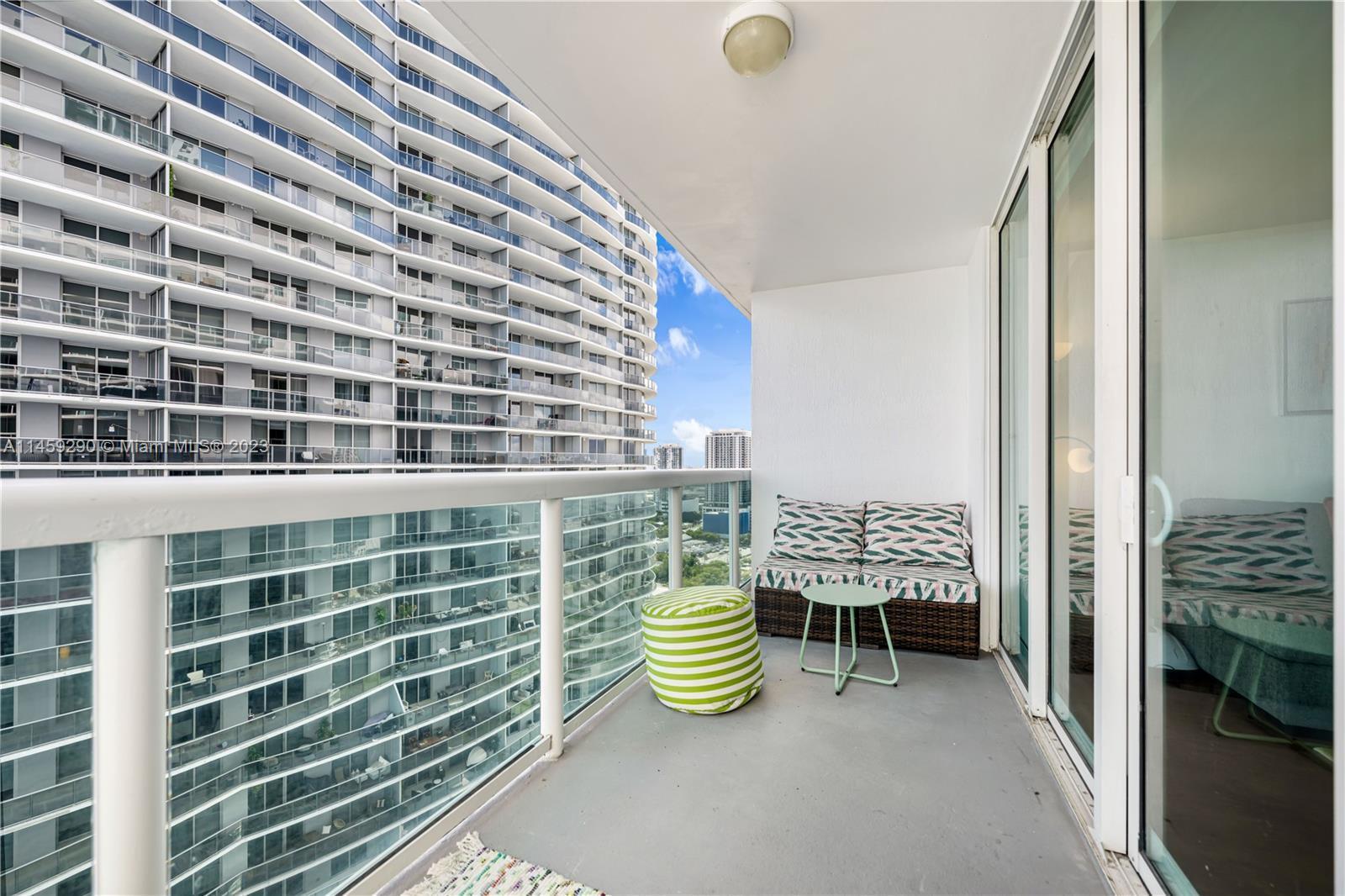 image 1800 CLUB CONDO19