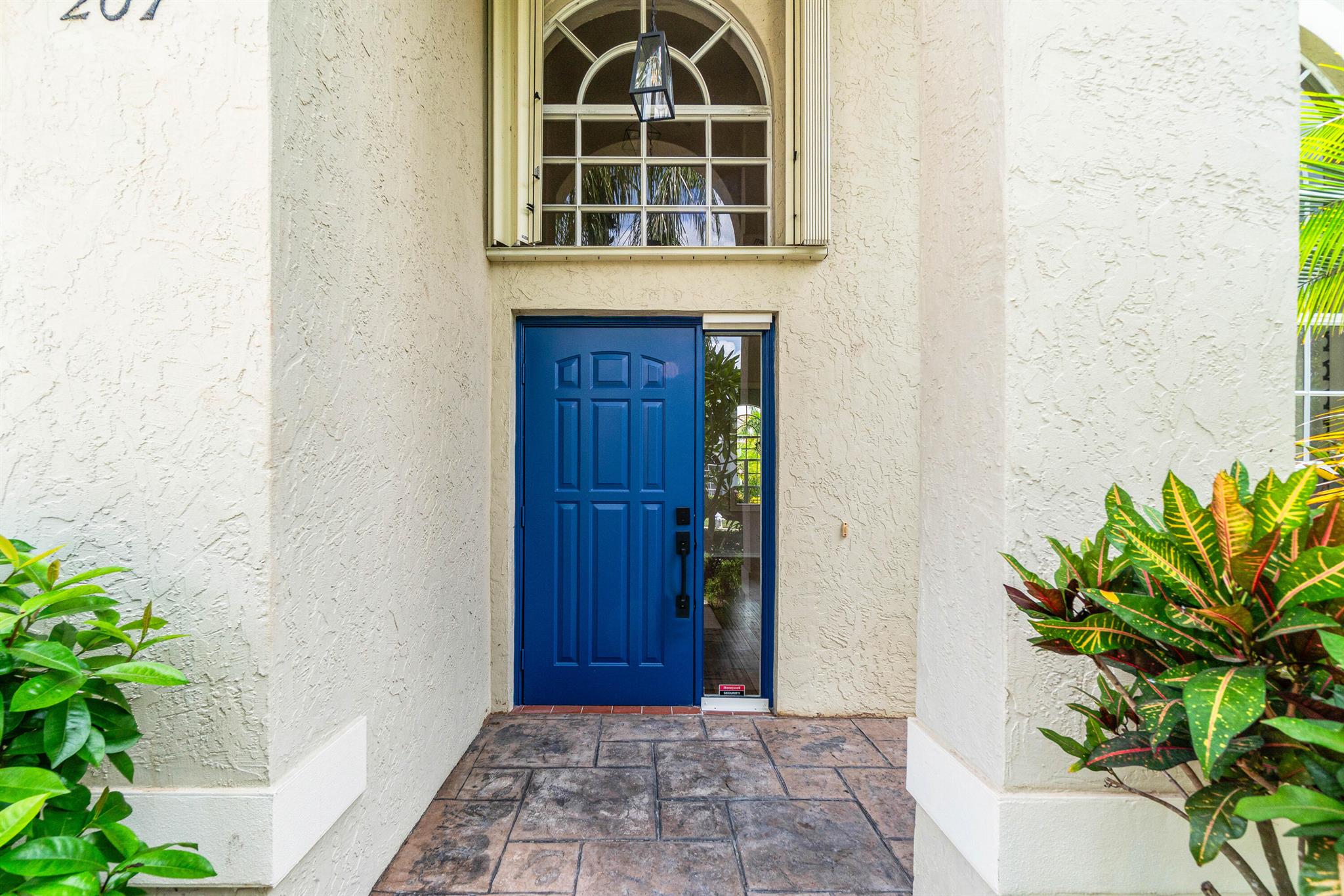 207 Pennock Trace Dr Jupiter, FL 33458