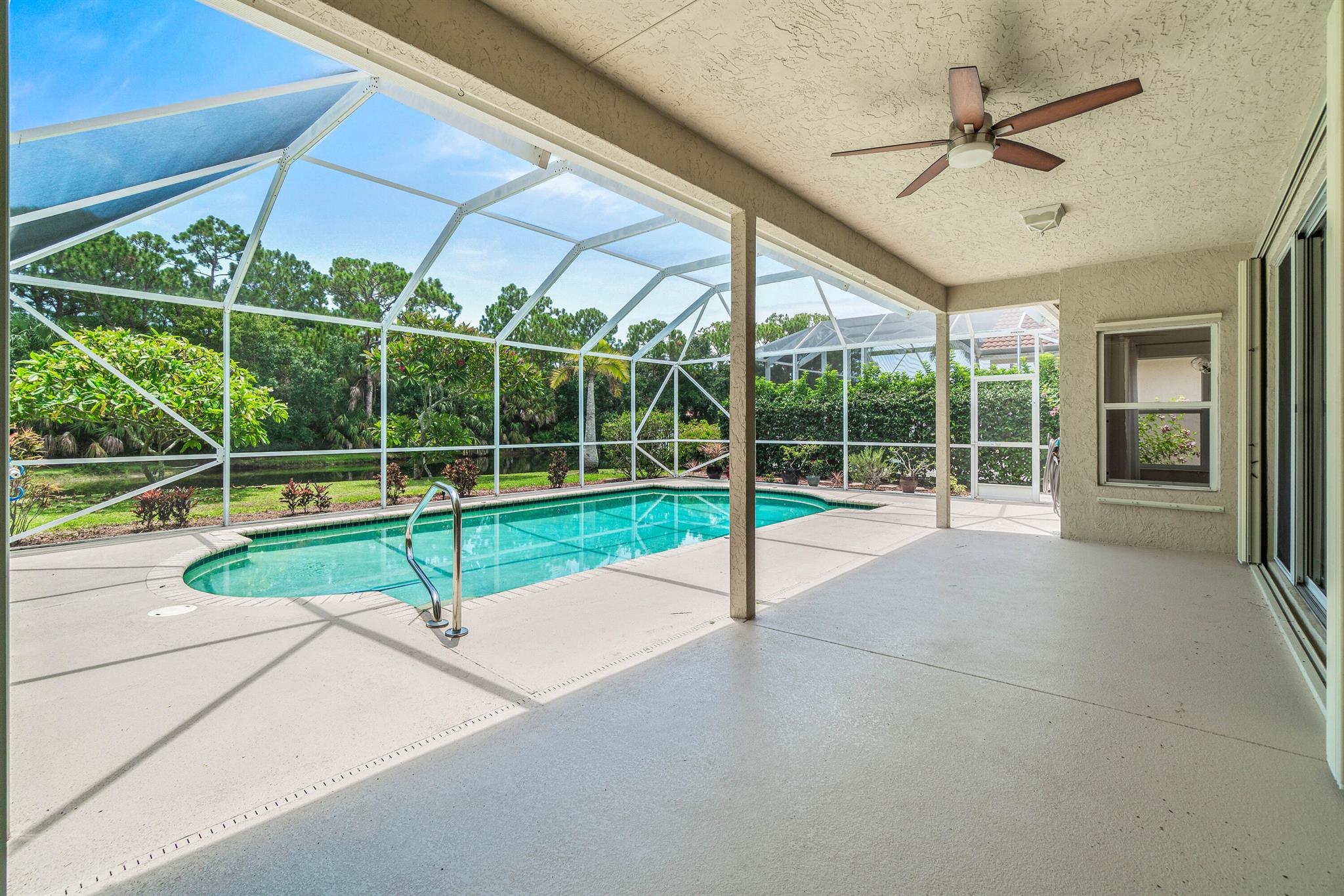 207 Pennock Trace Dr Jupiter, FL 33458