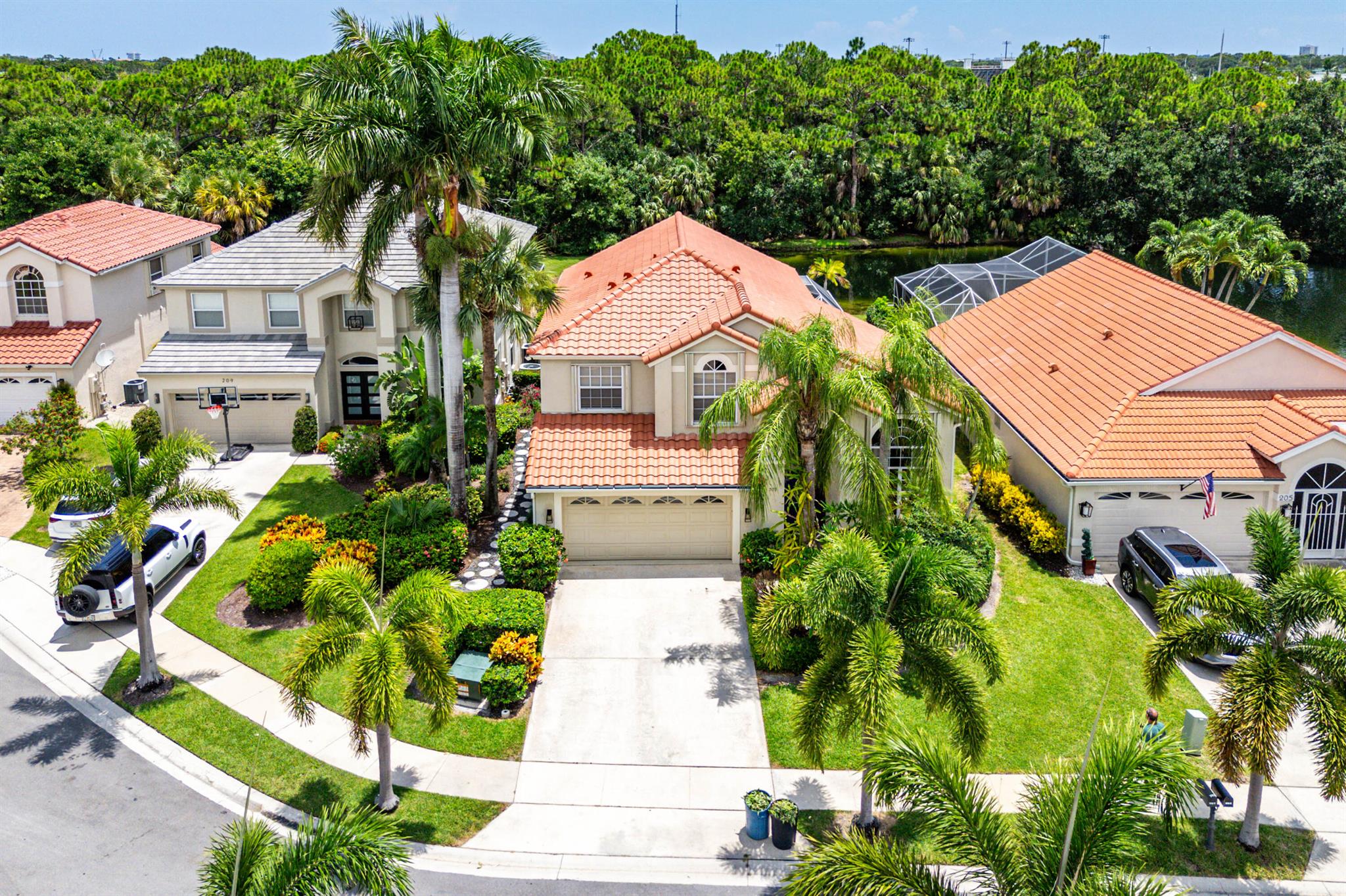 207 Pennock Trace Dr Jupiter, FL 33458
