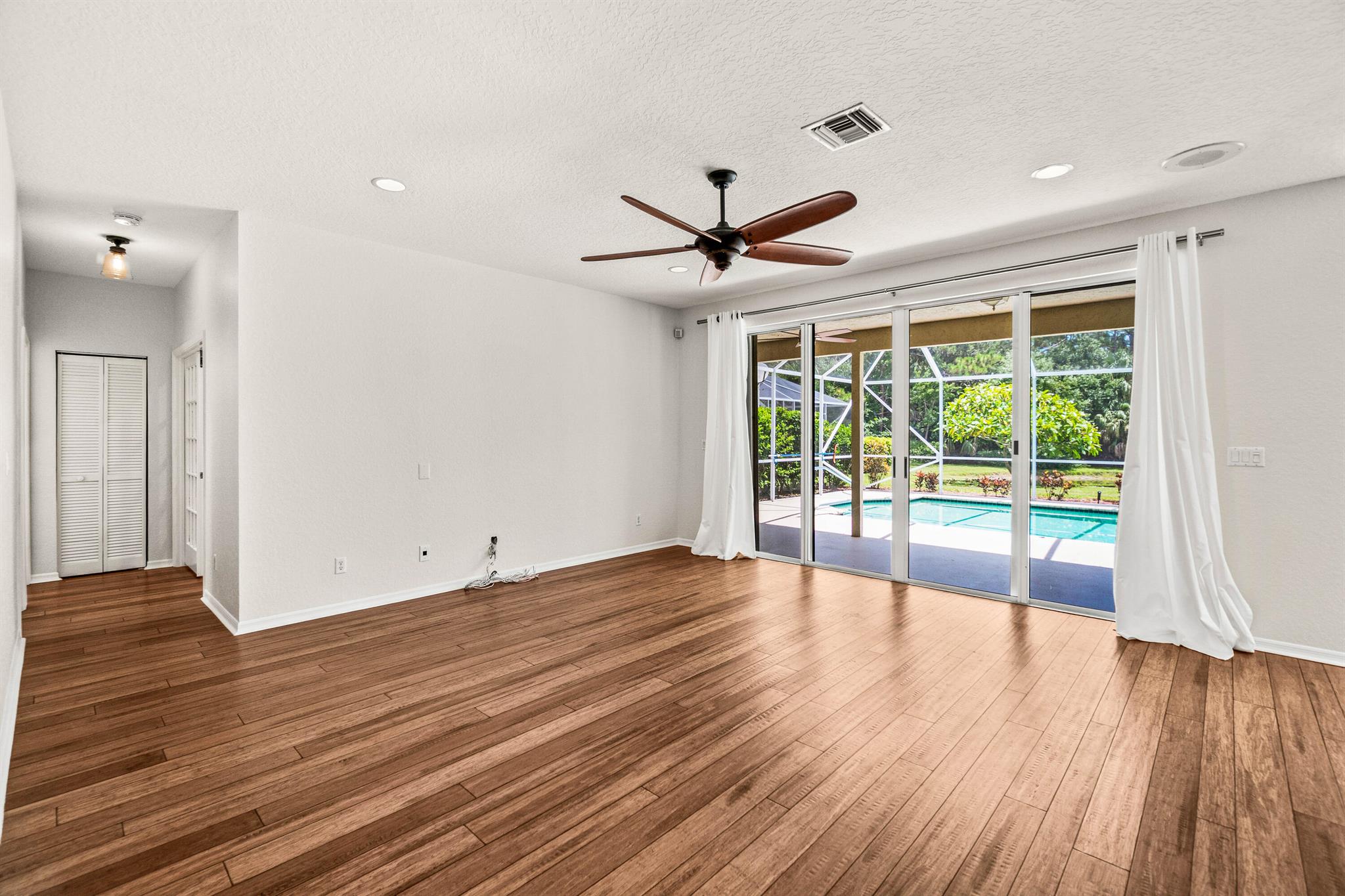 207 Pennock Trace Dr Jupiter, FL 33458