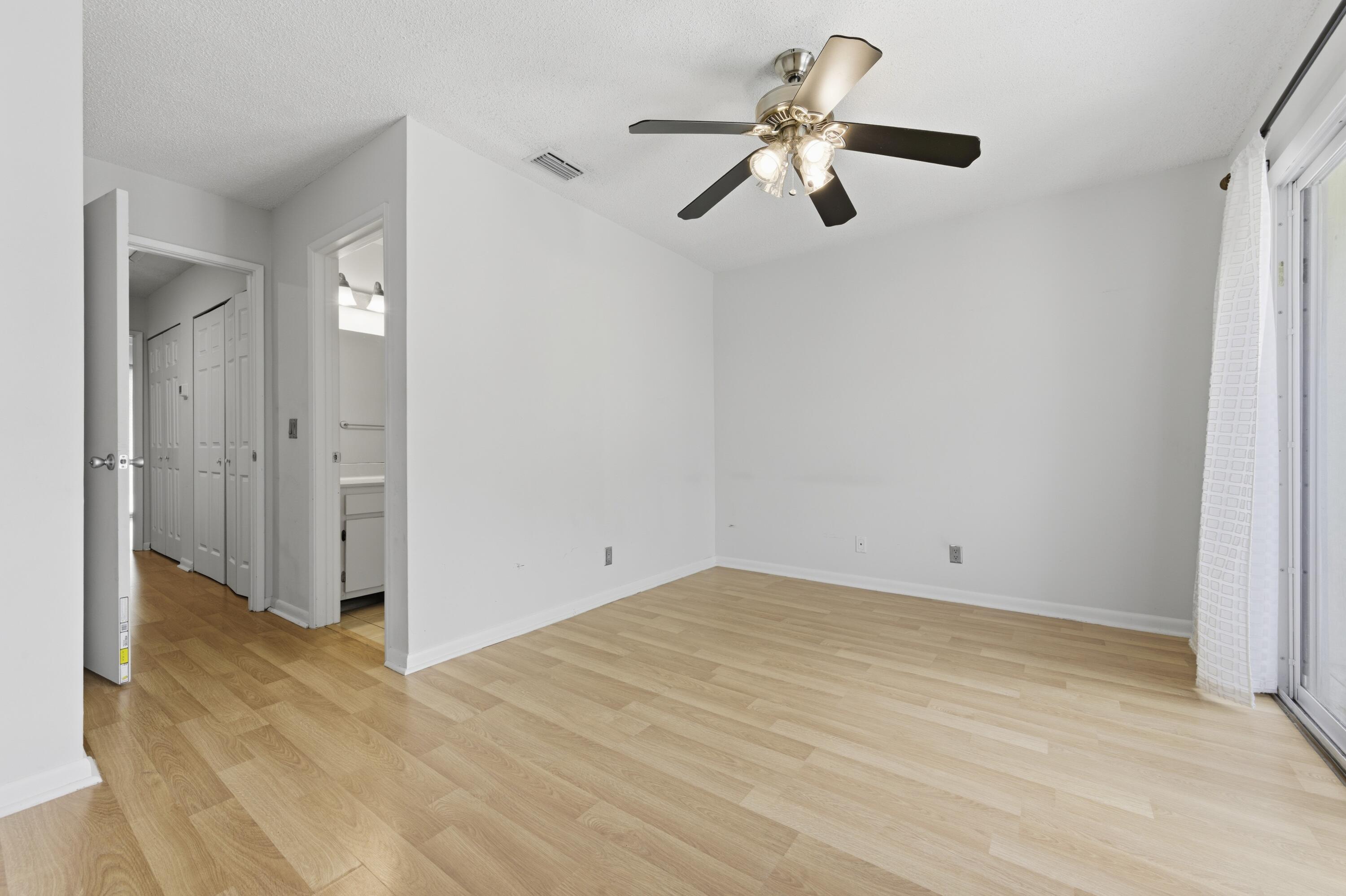 6375 Riverwalk Ln #4 Jupiter, FL 33458