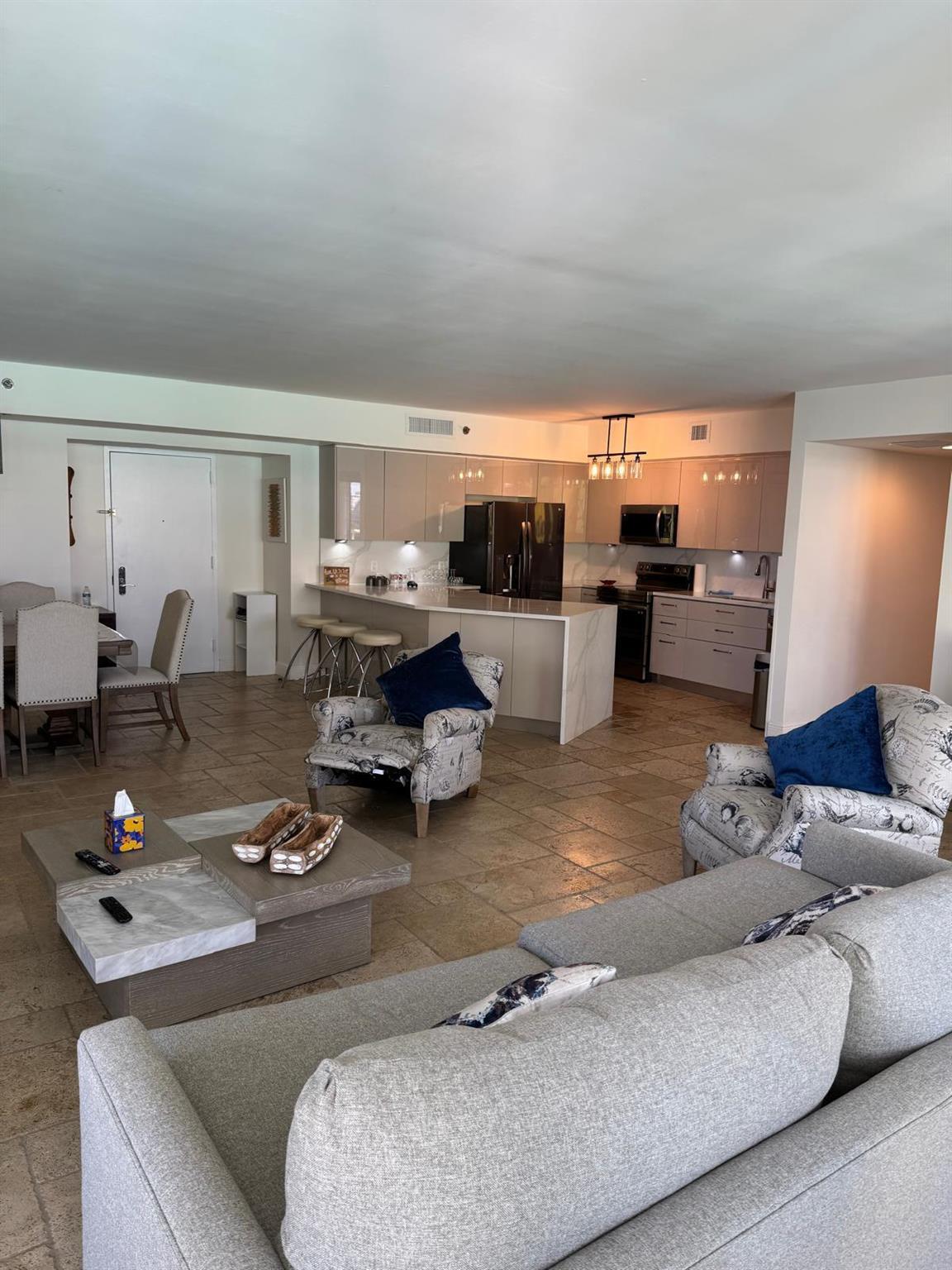 1800 S Ocean Dr #1210