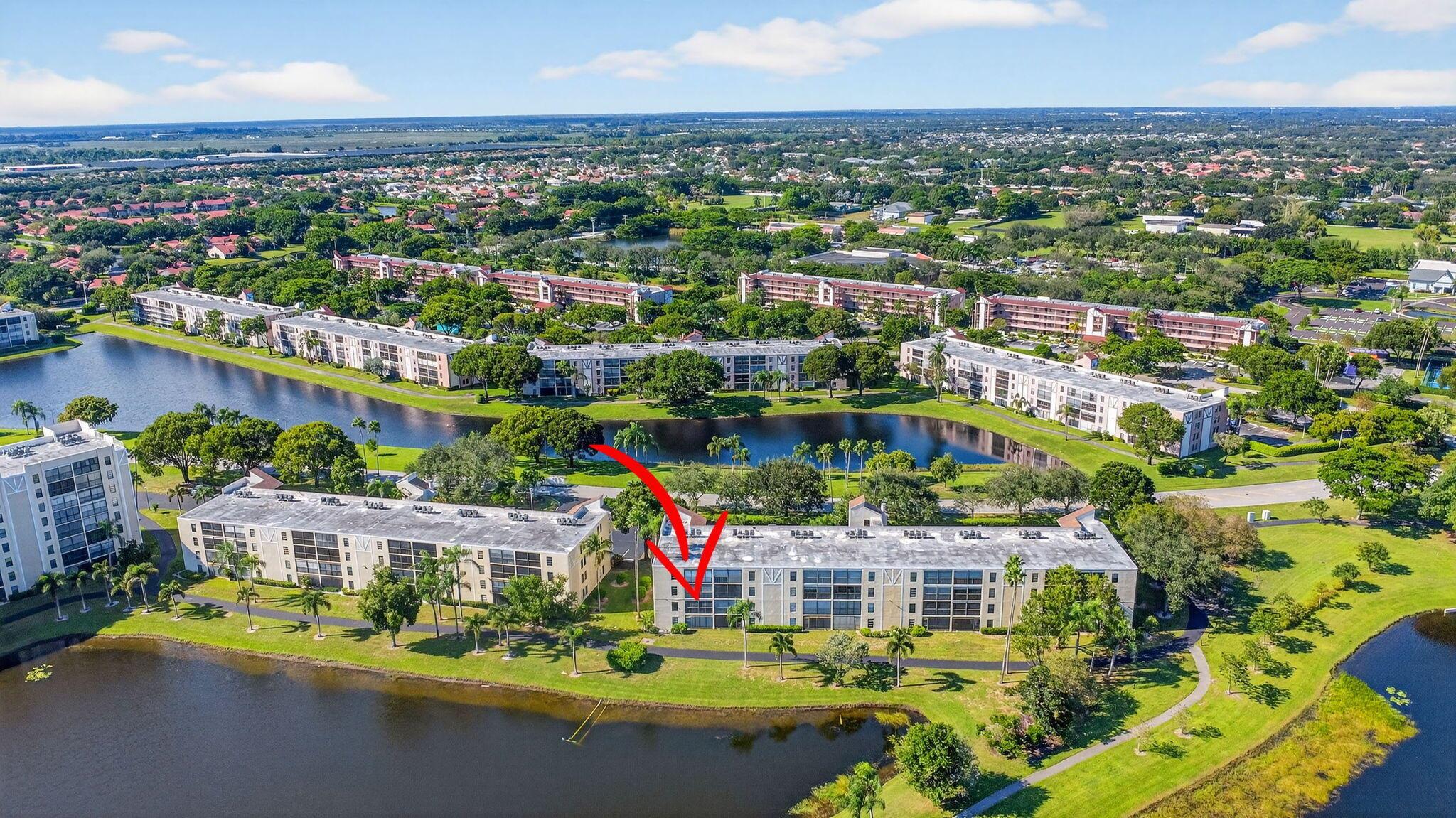 7270 Ashford Pl #208