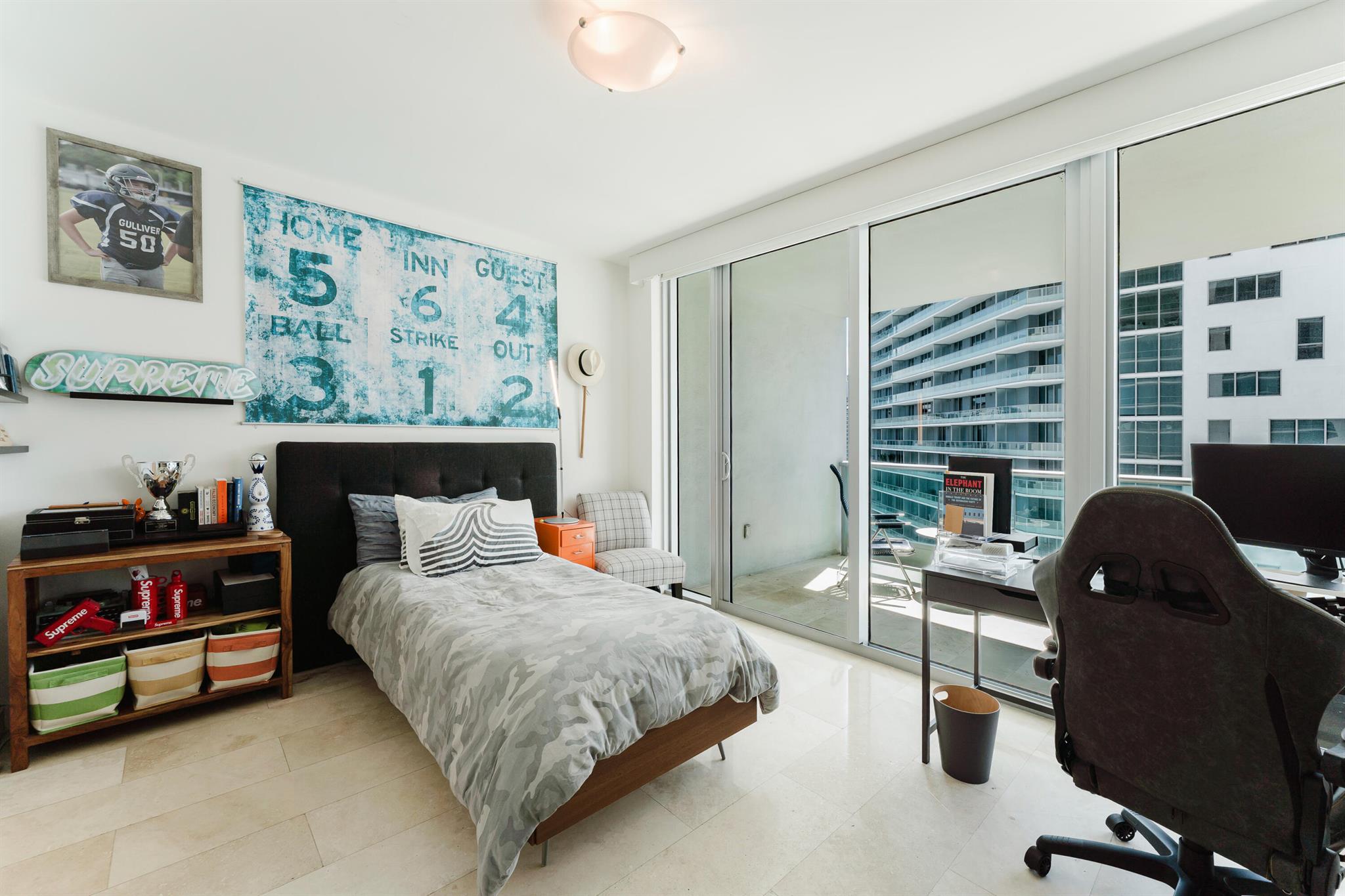 image Jade Residences At Bricke13