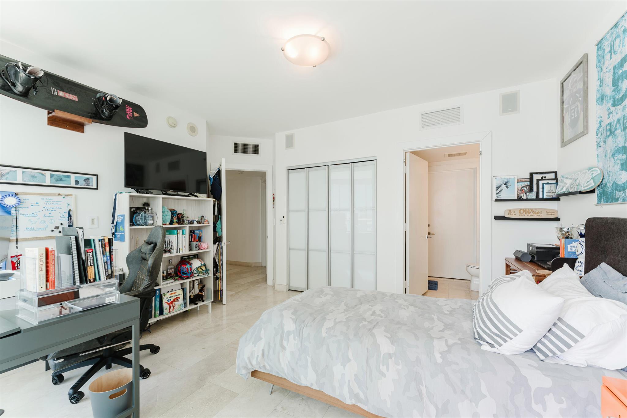 image Jade Residences At Bricke14