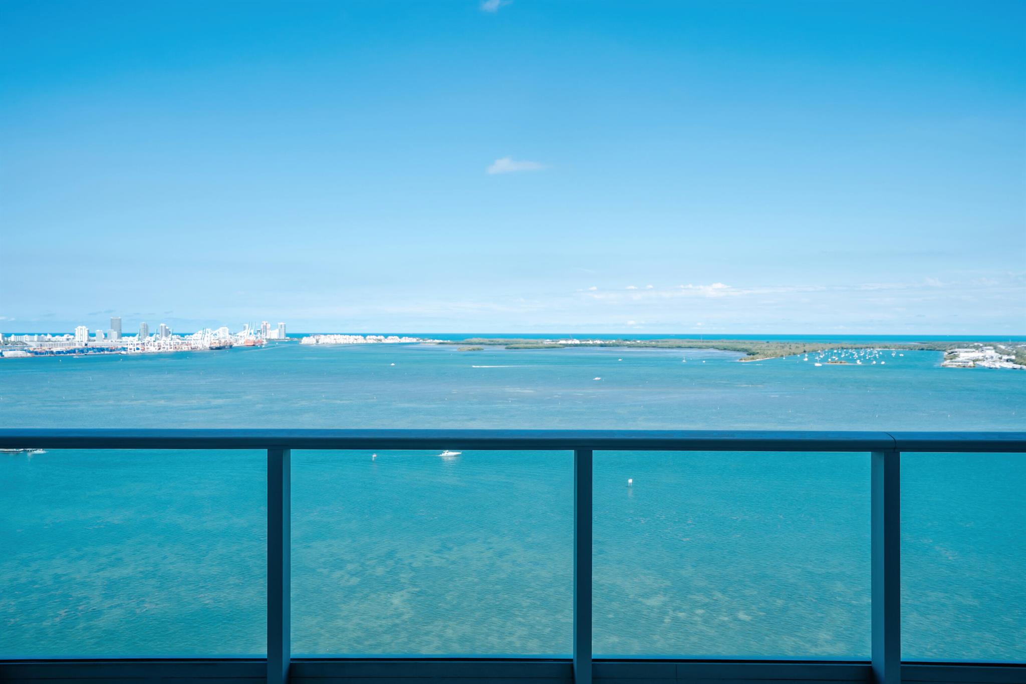 image Jade Residences At Bricke26