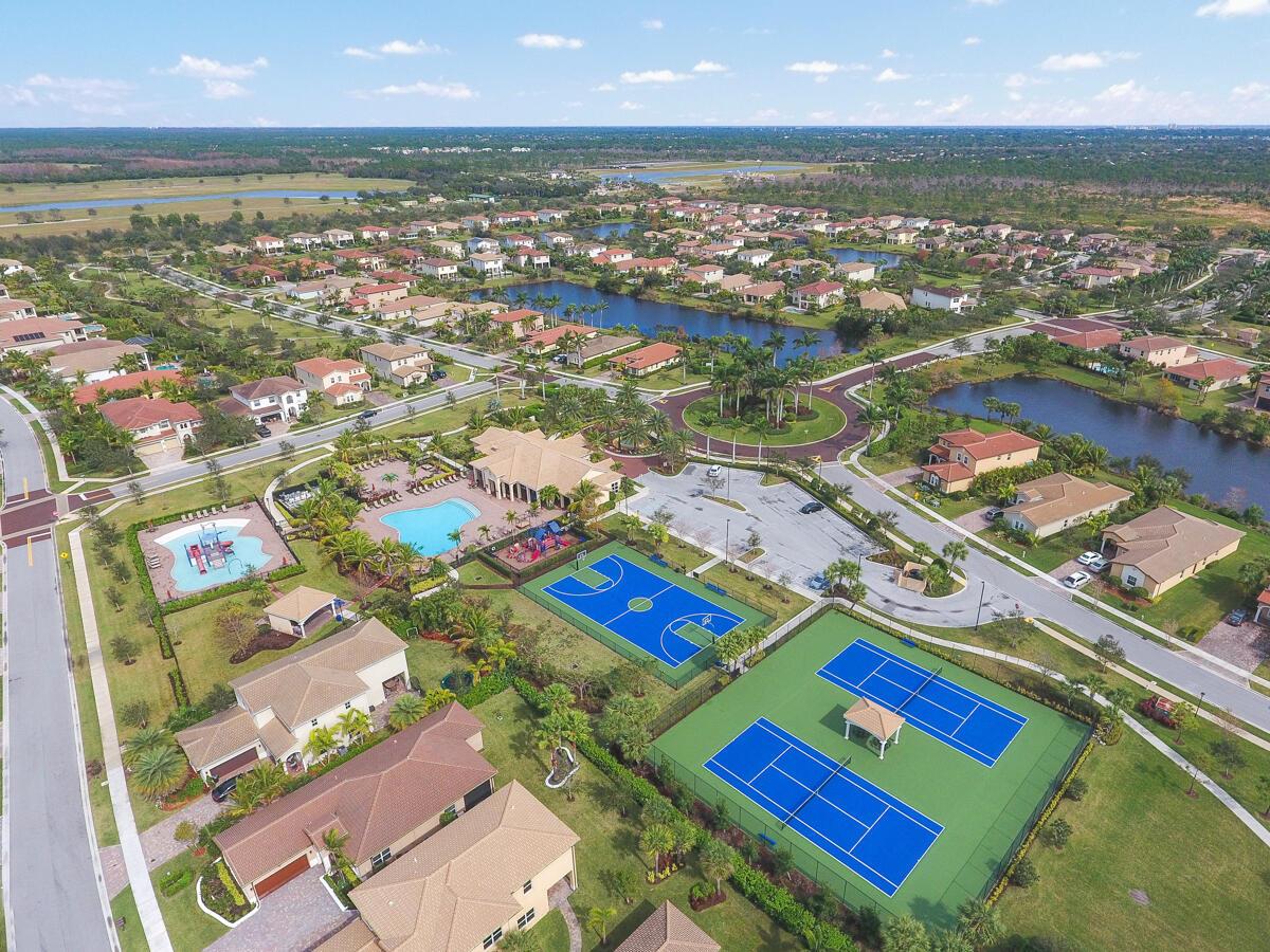 193 Porgee Rock Pl Jupiter, FL 33458