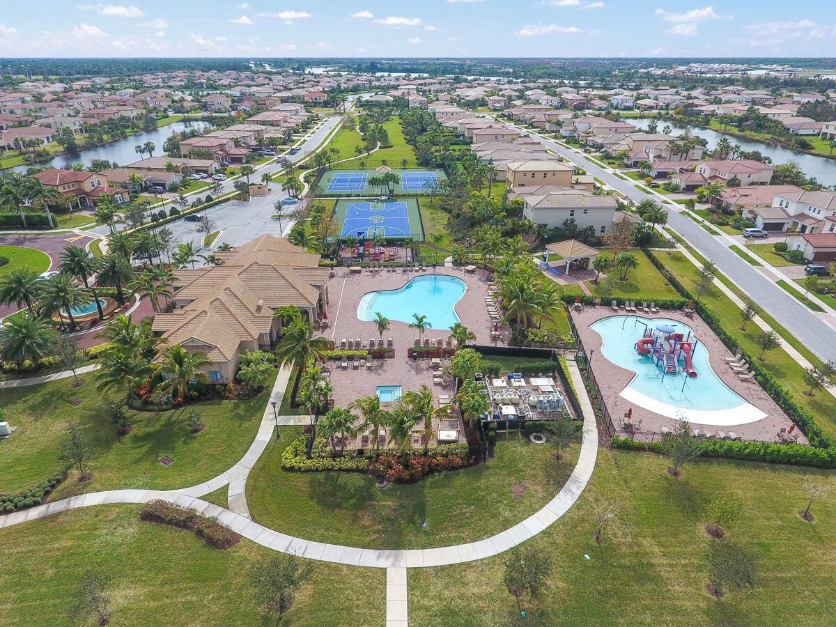 193 Porgee Rock Pl Jupiter, FL 33458