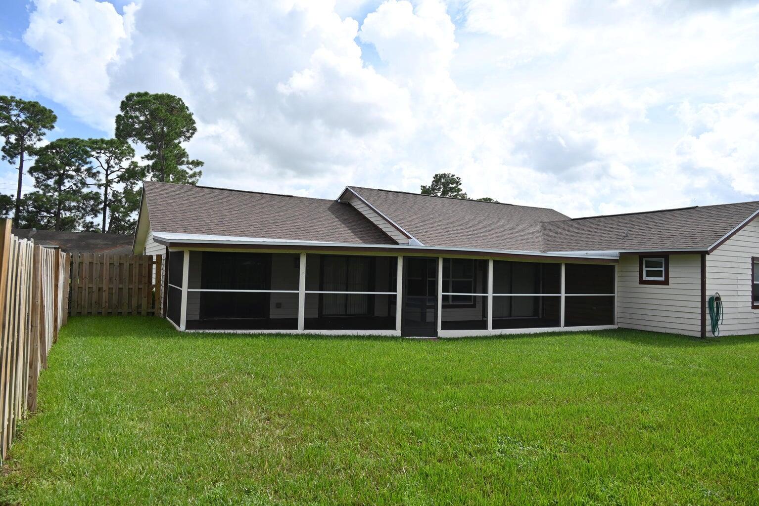 13560 Exotica Ln Wellington, FL 33414