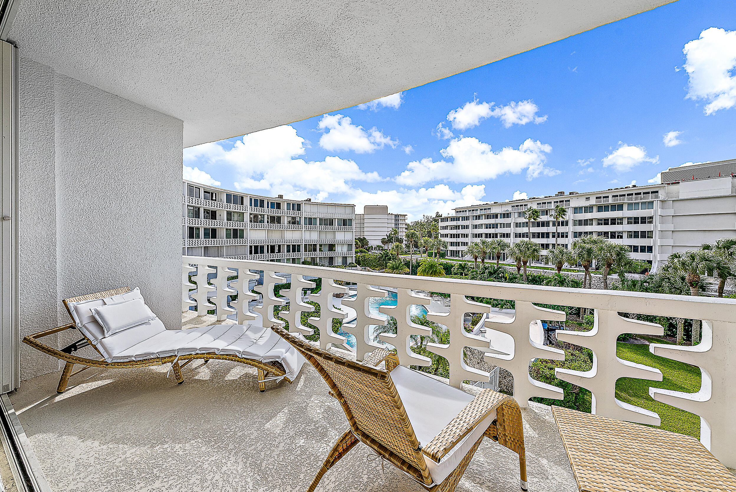 2760 S Ocean #310 Palm Beach, FL 33480