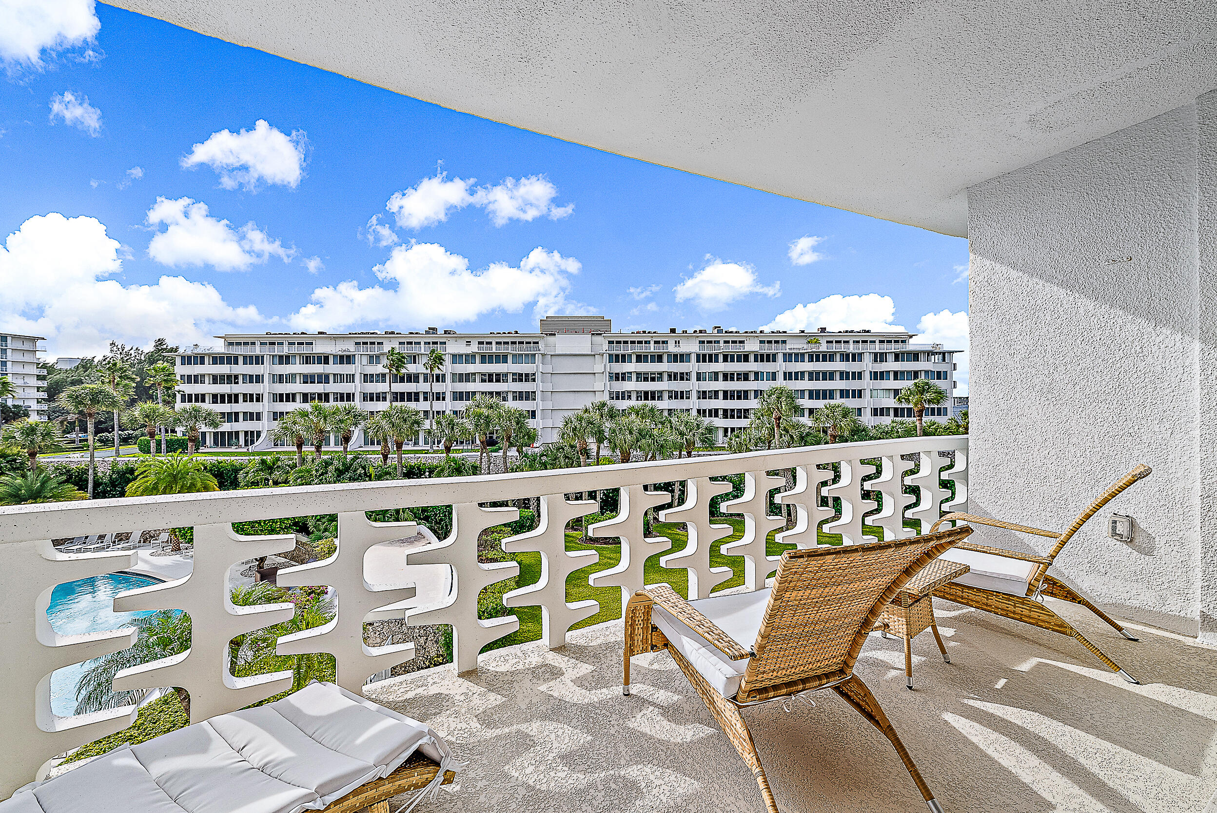 2760 S Ocean #310 Palm Beach, FL 33480