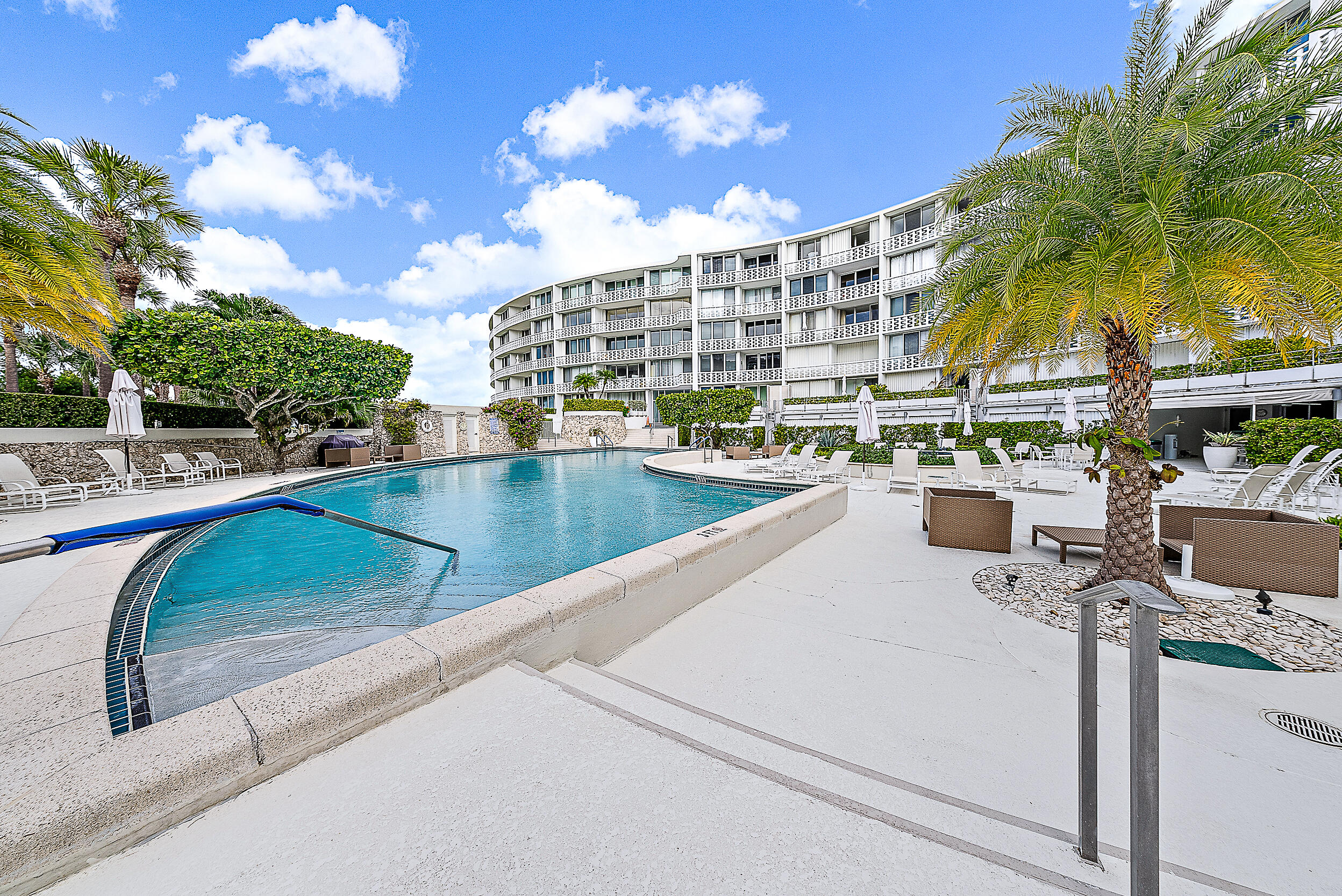 2760 S Ocean #310 Palm Beach, FL 33480