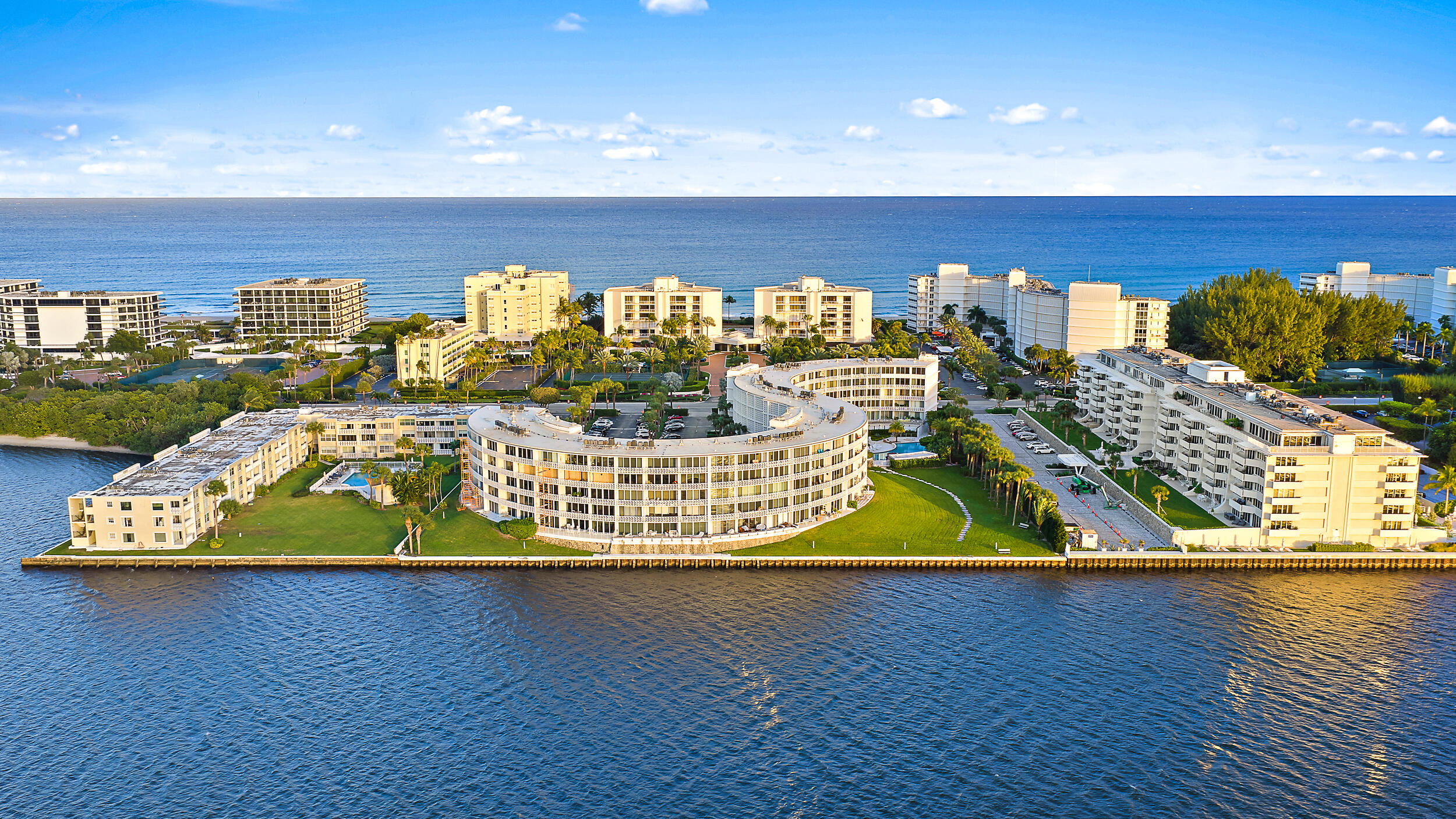 2760 S Ocean #310 Palm Beach, FL 33480