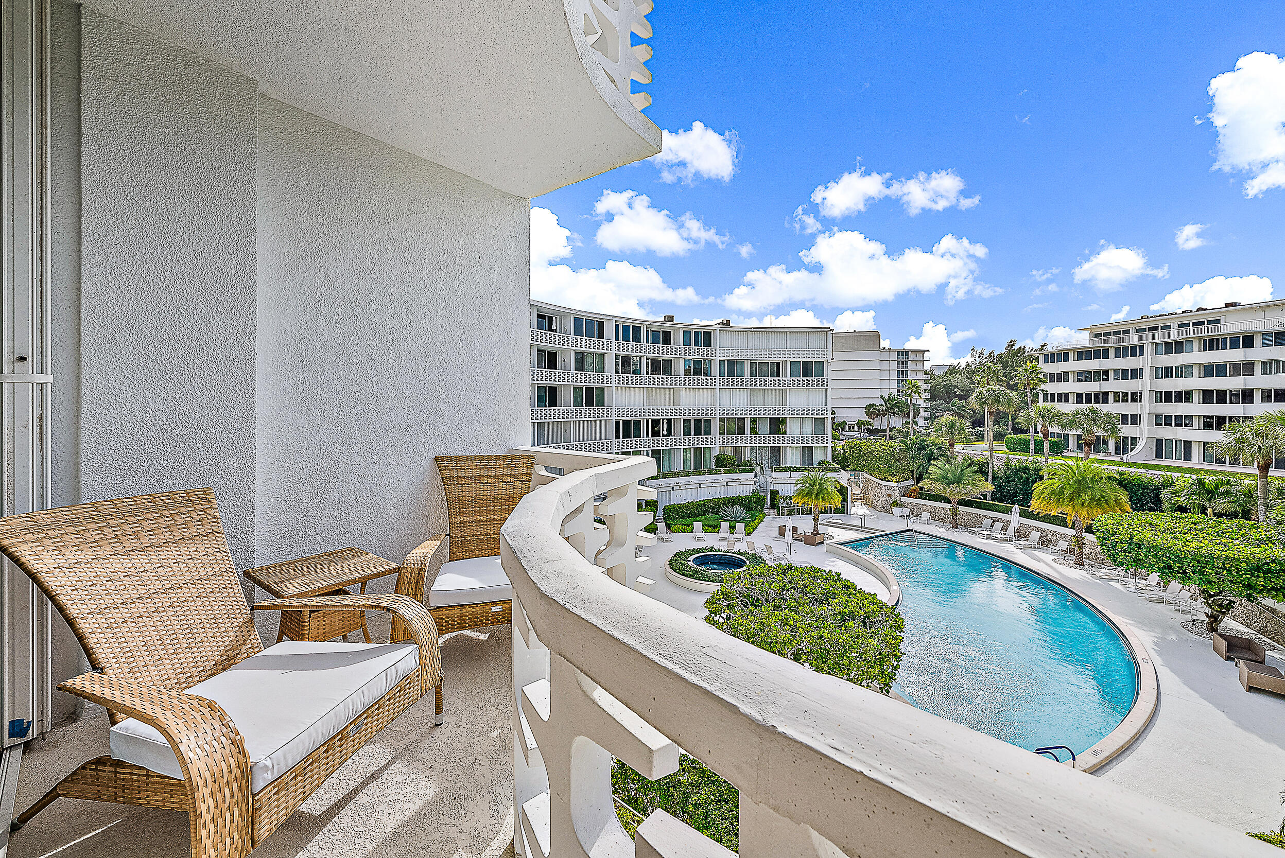 2760 S Ocean #310 Palm Beach, FL 33480