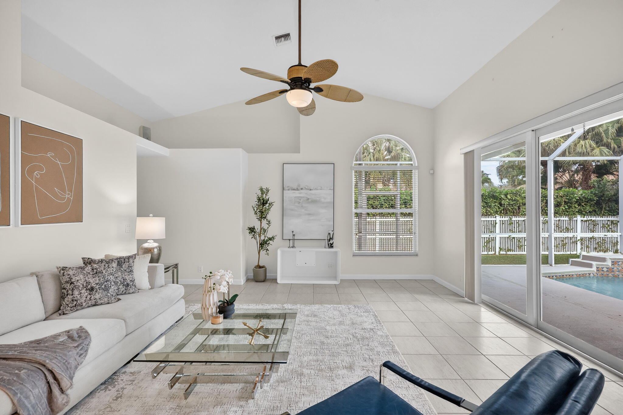 18981 SE Outrigger Jupiter, FL 33458