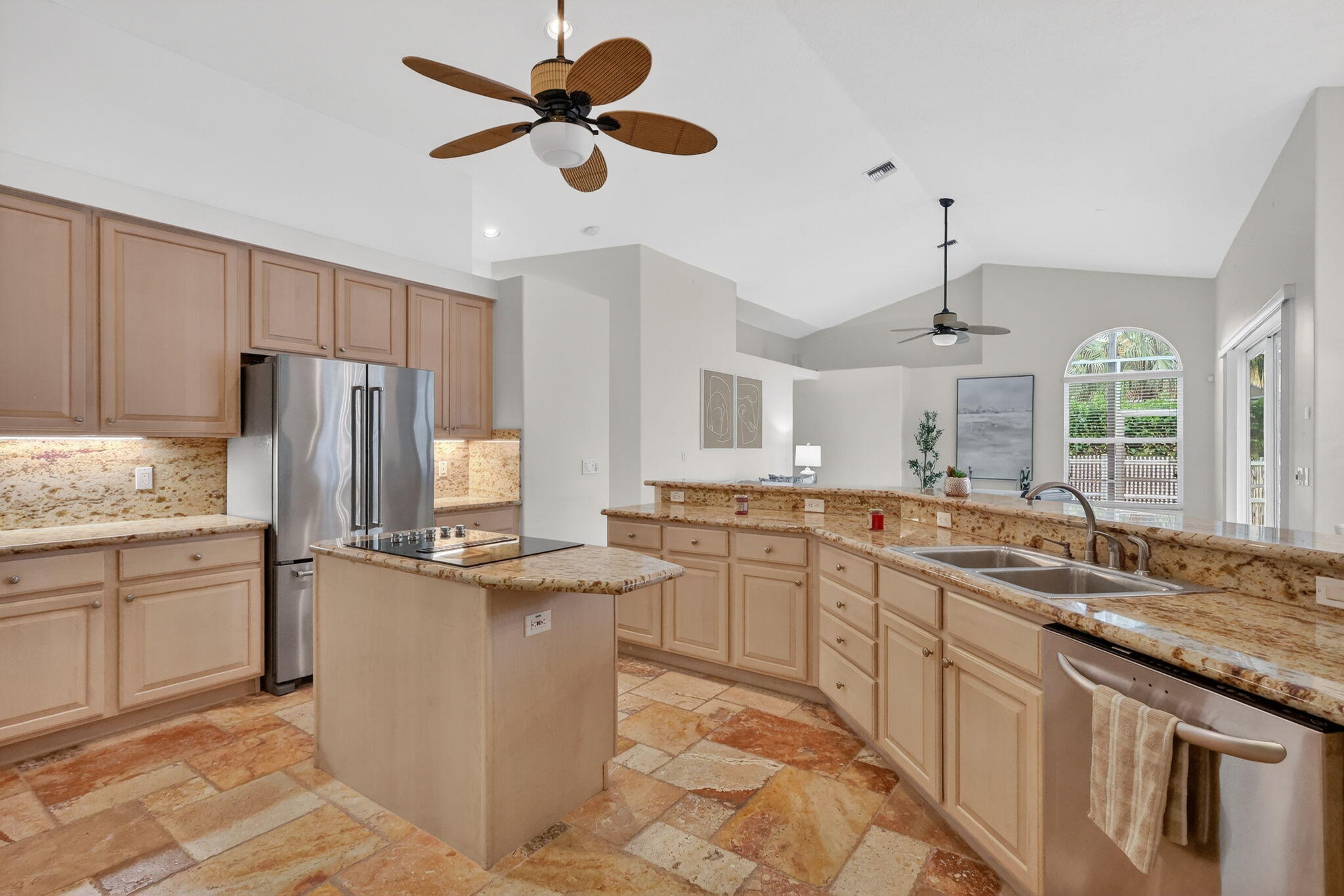 18981 SE Outrigger Jupiter, FL 33458