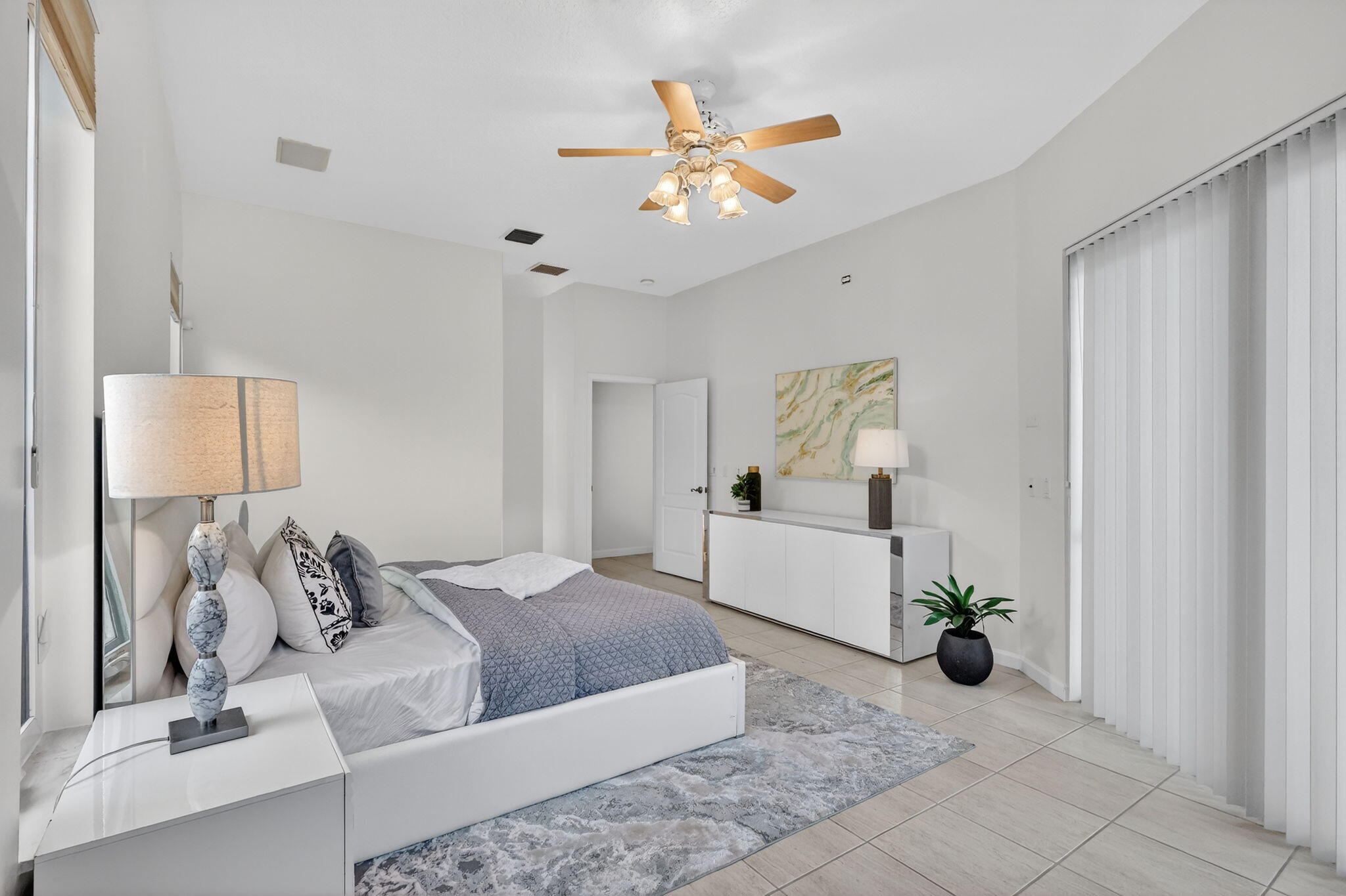 18981 SE Outrigger Jupiter, FL 33458